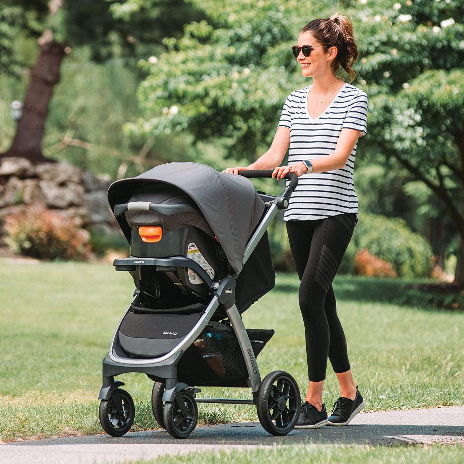 Chicco Bravo 3-in-1 Trio Travel System - Lightweight Quick-Fold Stroller with KeyFit 30 Infant Car Seat & Base | Camden/Black | Perfect for Newborns, Toddlers & Family Travel