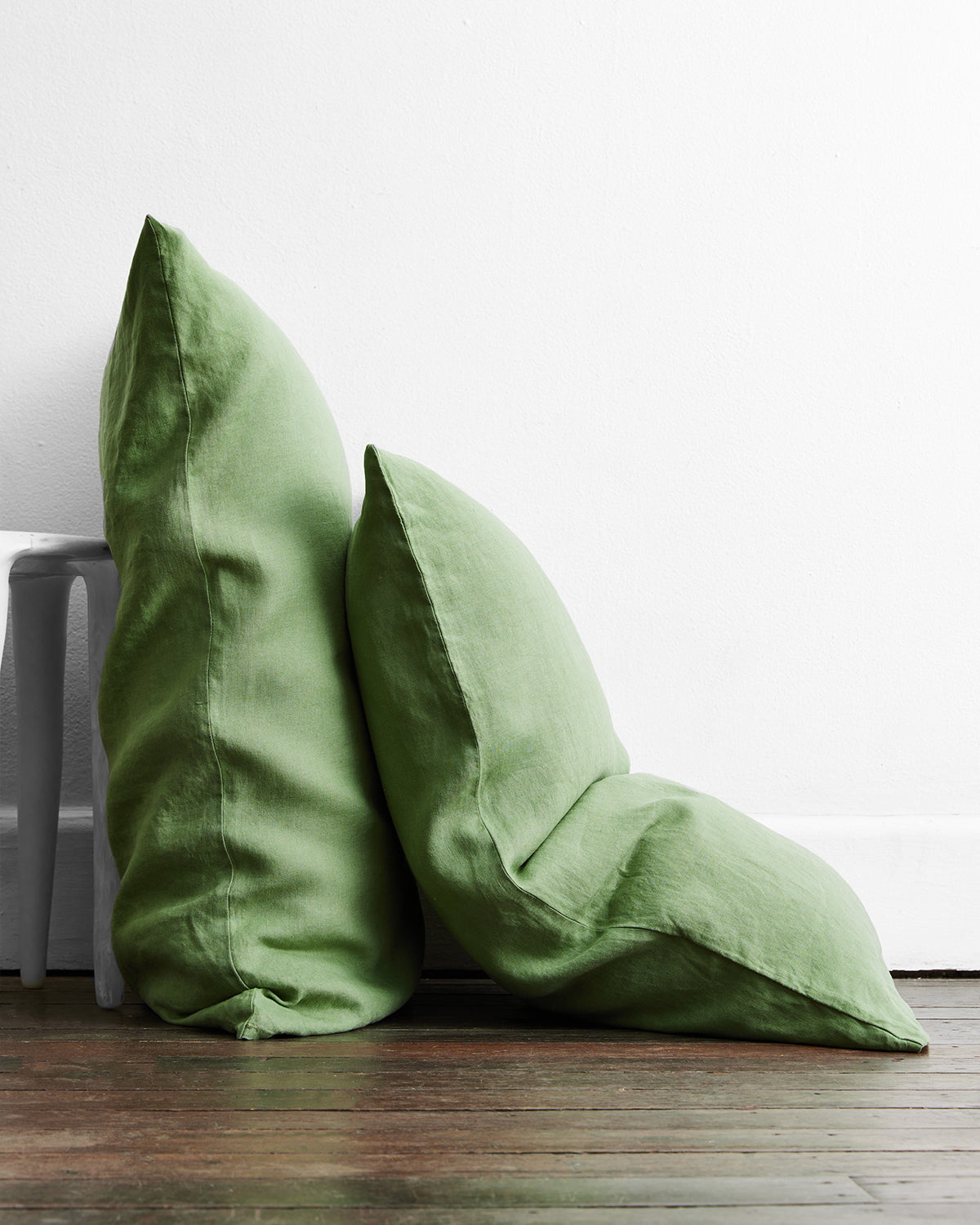 Lagoon, Pistachio & Sage Bedding Set - Soft & Breathable Comforter, Sheets & Pillowcases - Perfect for Master Bedroom, Guest Room & Dorm Decor