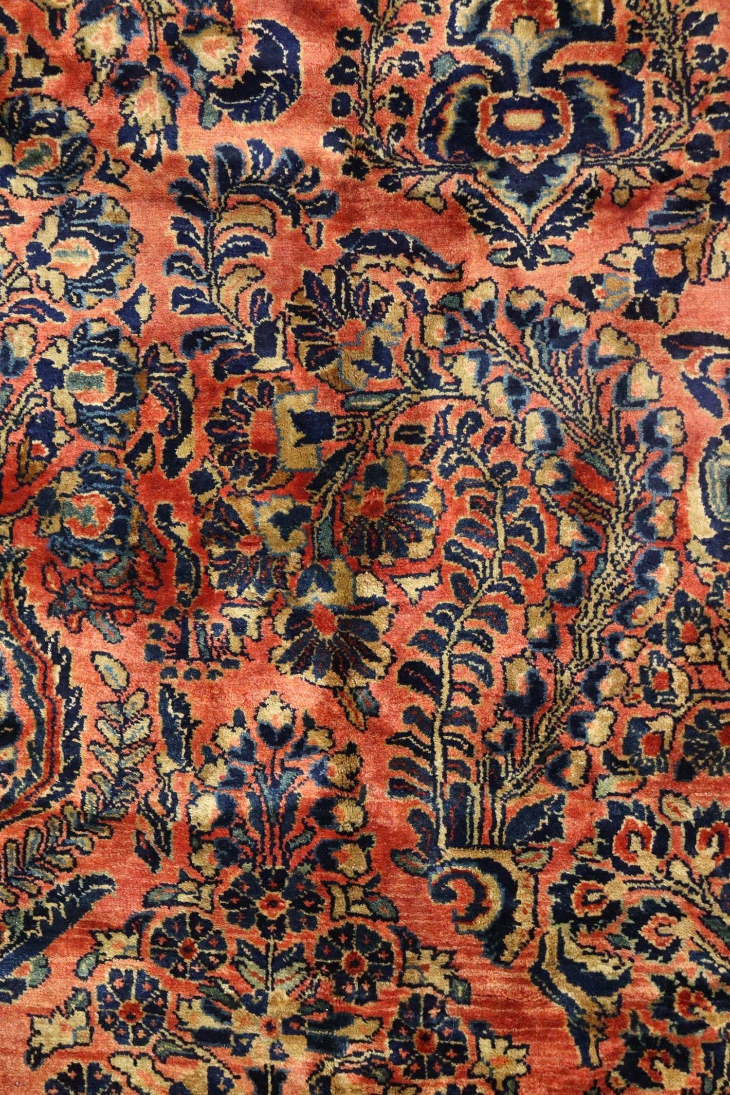 Antique Sarouk Handwoven Traditional Persian Rug - J67806 - Perfect for Living Room, Bedroom & Home Decor