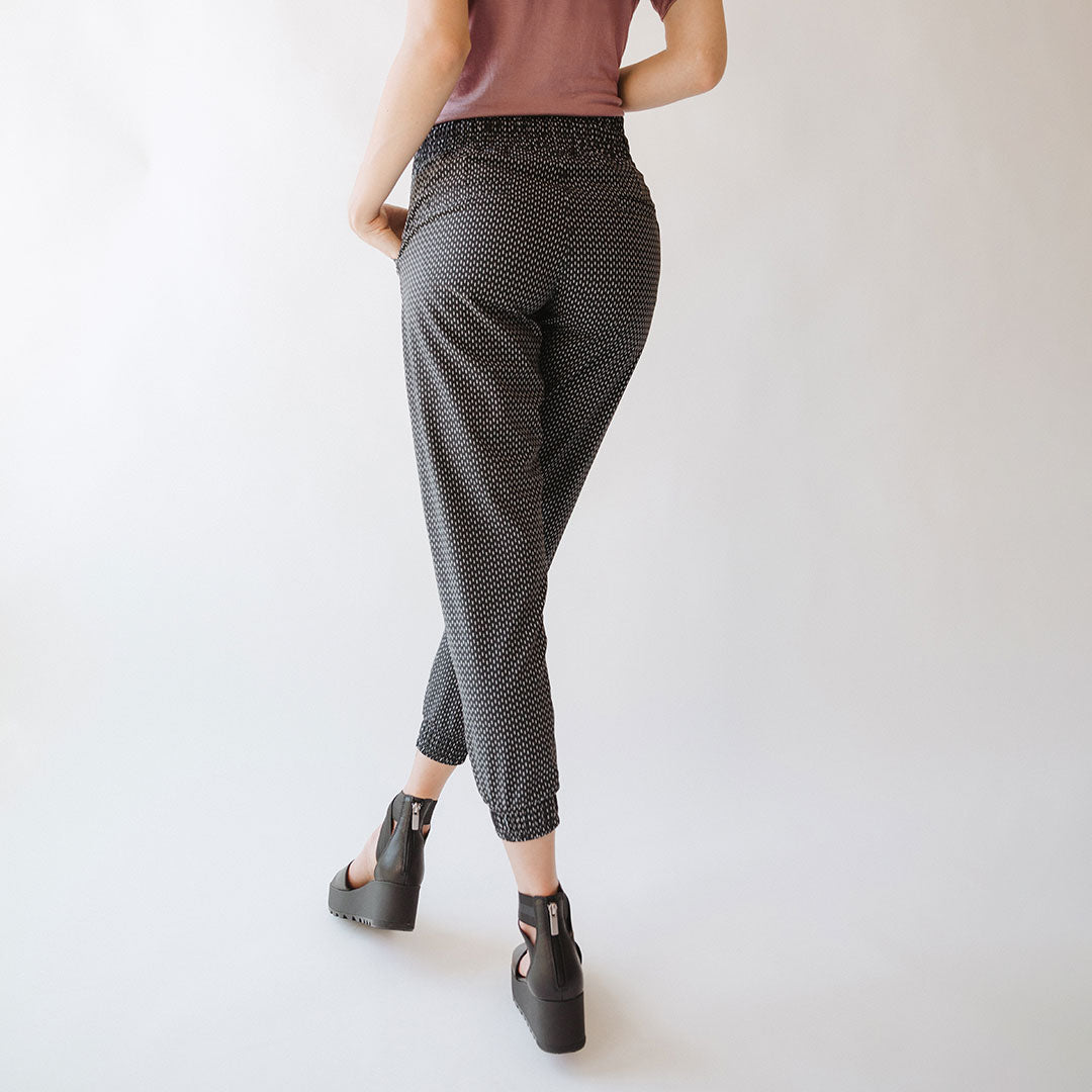 Dash Destination Joggers for Women - Comfortable High Waisted Running Pants with Pockets - Perfect for Yoga, Gym Workouts & Casual Wear