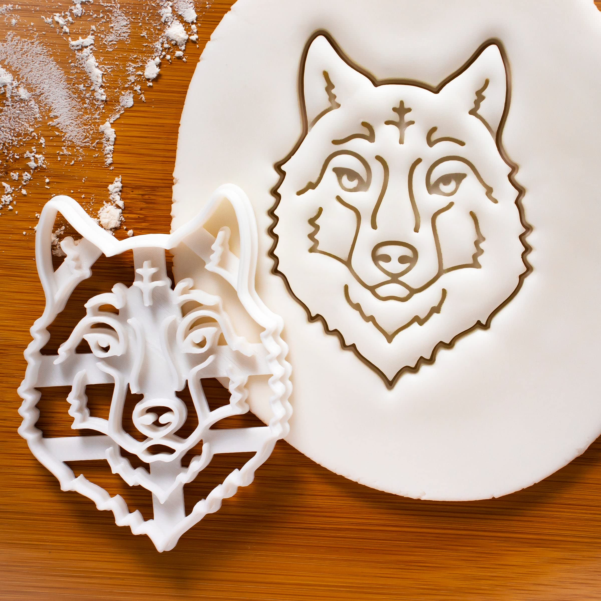 Premium Set of 2 Wolf Cookie Cutters - Face & Body Designs for Baking | Stainless Steel Wolf-Shaped Cookie Molds | Perfect for Halloween, Animal Theme Parties & DIY Cookie Decorating