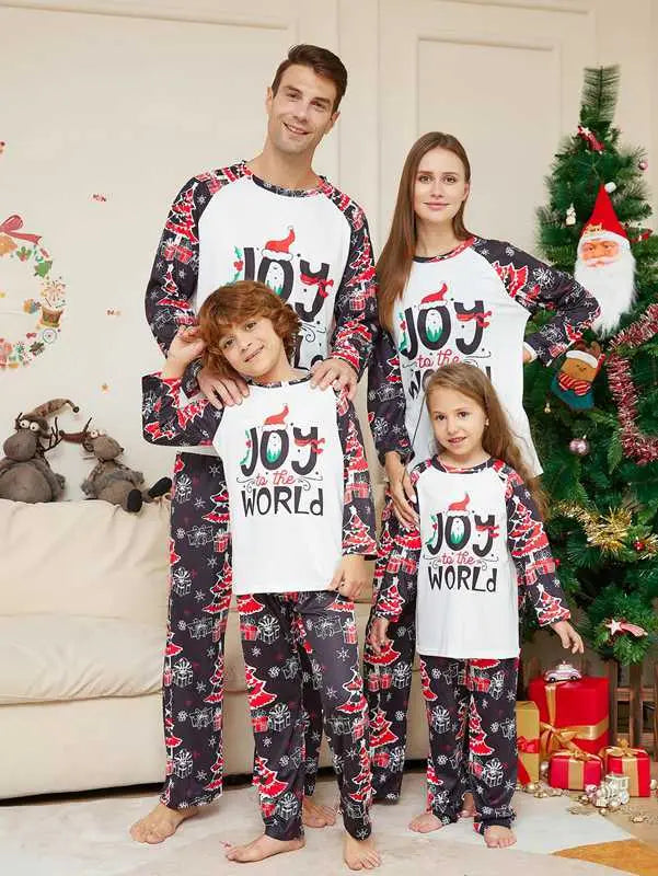 Funny Family Christmas Pajama Sets - Matching Holiday PJs for Family Photos & Cozy Nights