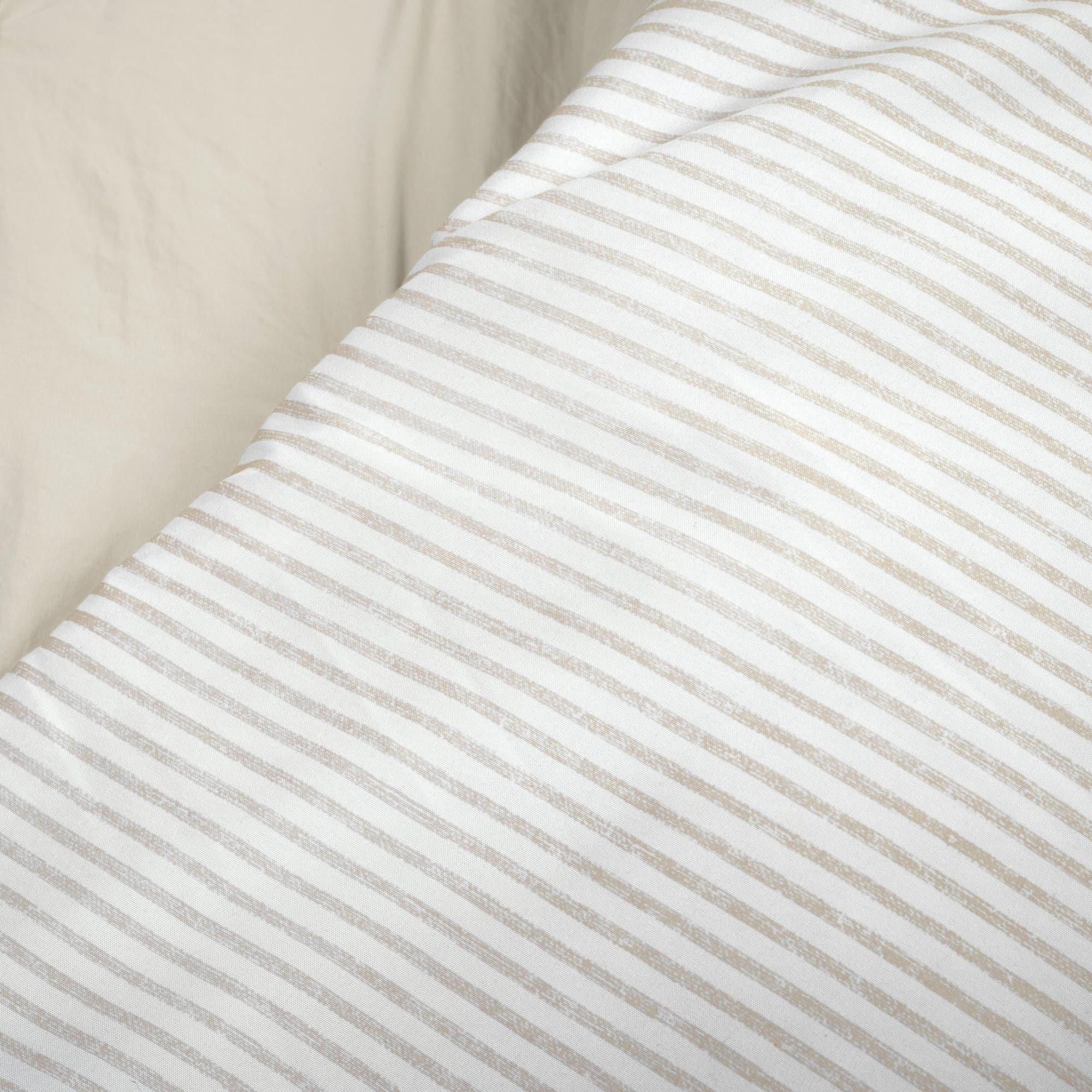 Ravello Pintuck Reversible Comforter Bed in a Bag Set - Queen Size Luxury Bedding for Master Bedroom & Guest Room | Complete Comforter, Sheet Set & Pillow Shams