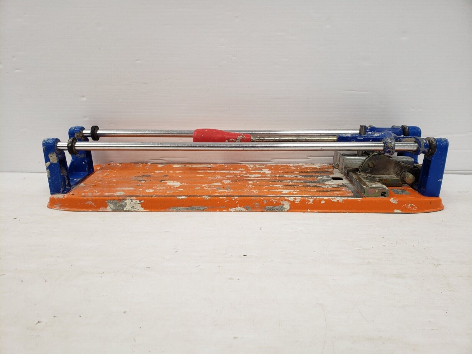 Rubi TS40 Professional Tile Cutter - Heavy Duty Ceramic & Porcelain Tile Cutting Tool for Home Renovation and DIY Projects - Perfect for Bathroom, Kitchen Flooring and Backsplash Installation