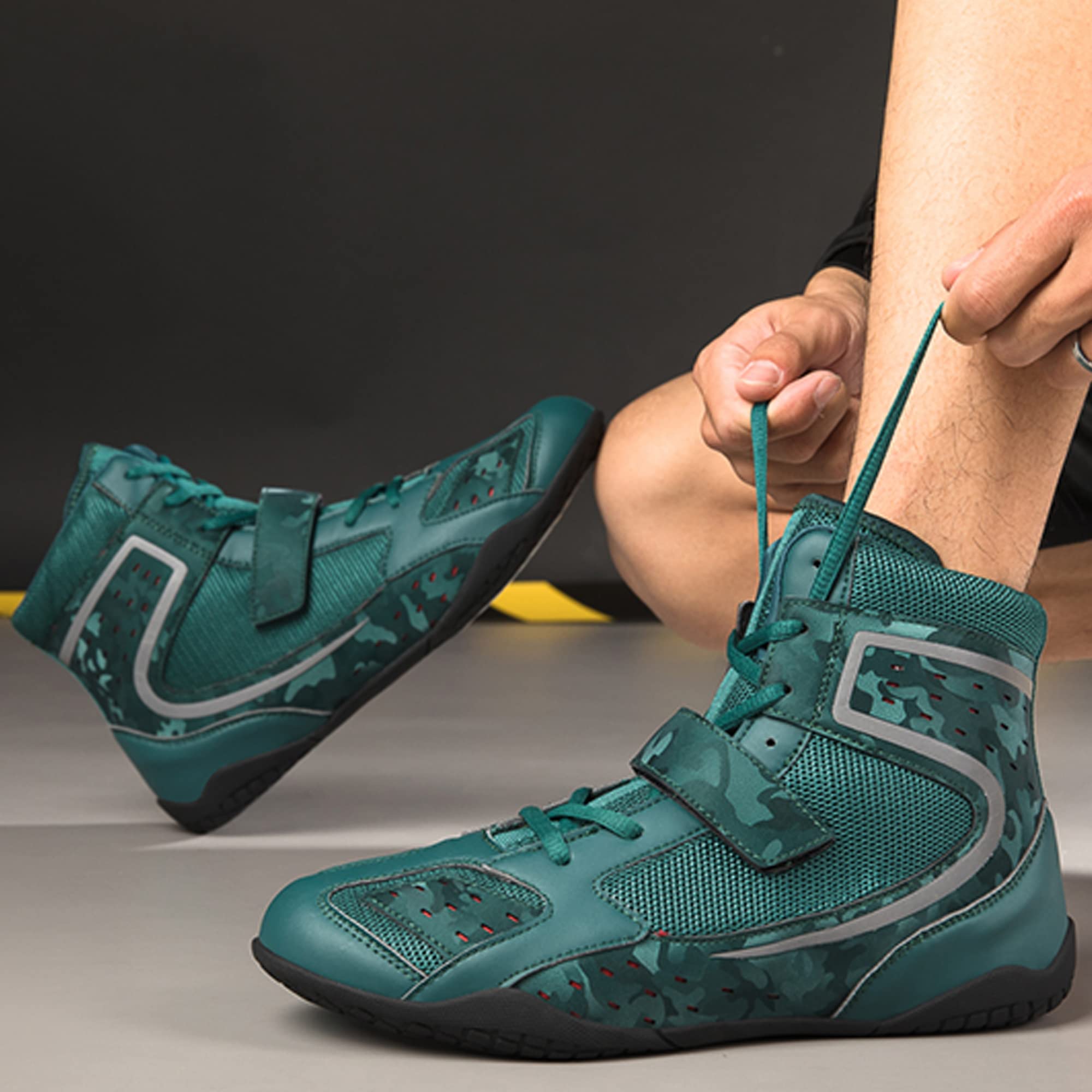 Men's High-Top Wrestling Boots - Lightweight Boxing & Weightlifting Shoes for Training & Competition - Non-Slip Sanda Martial Arts Shoes (Green, Size 10) - Perfect for MMA, Gym Workouts & Combat Sports