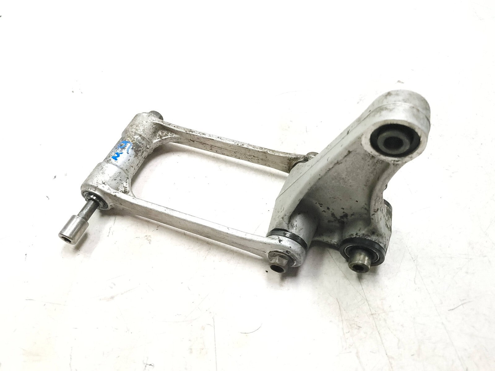 2004-2005 Honda CBR1000RR Rear Shock Absorber & Suspension Linkage - OEM Replacement Part (12k Miles) - Perfect for Motorcycle Repair & Performance Upgrade