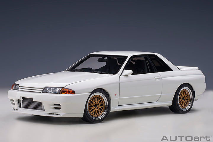 1:18 AUTOart Nissan Skyline GT-R R32 Wangan Midnight Reina Late Version 30th Anniversary Edition - Collectible Diecast Model Car for Display & Racing Enthusiasts