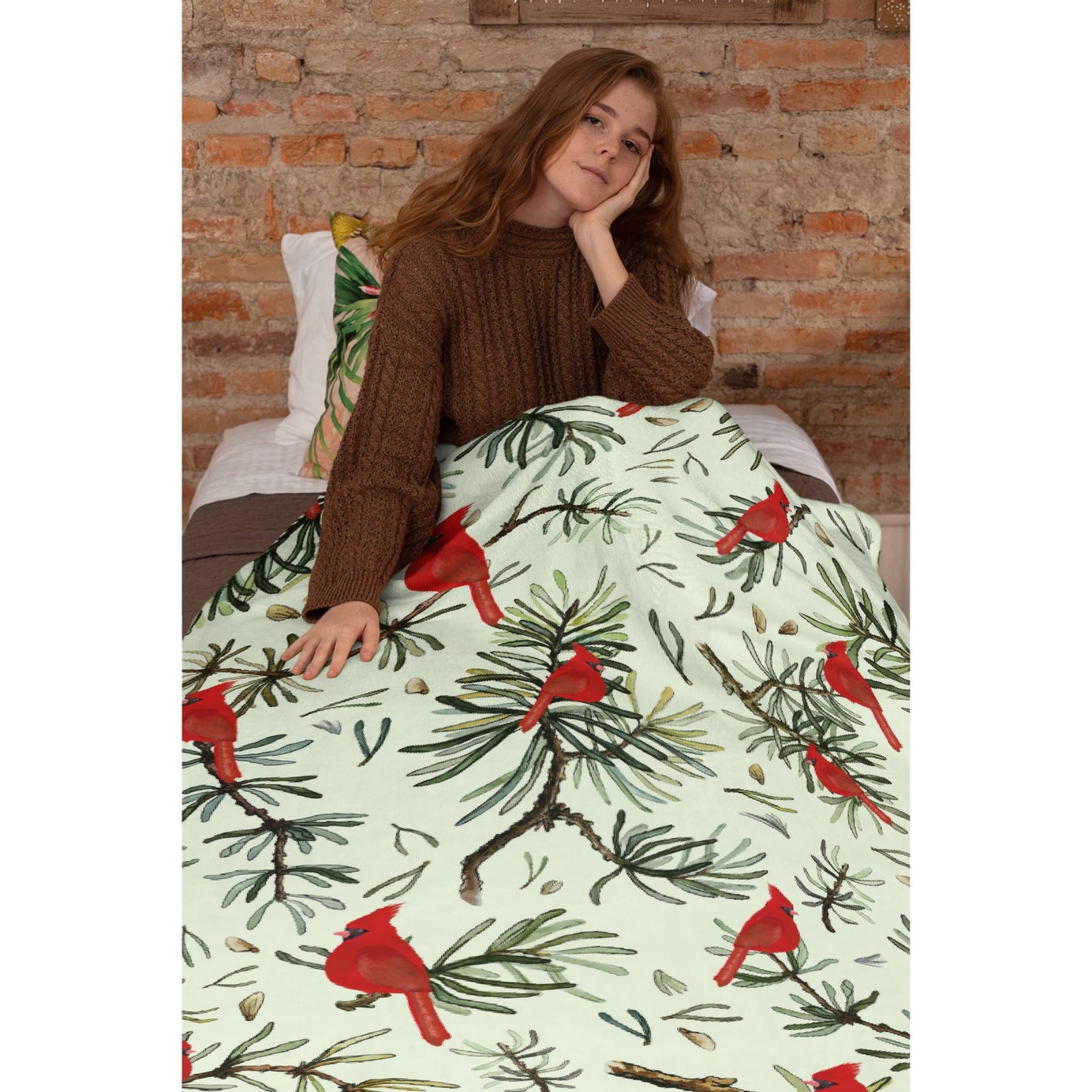 Darani Christmas Cardinals Birds Lightweight Super Soft Cozy Throw Blanket - Warm Flannel Blanket 50x70 Inches for Couch, Bed, Sofa - Perfect for Winter, Gifts, and Family Use
