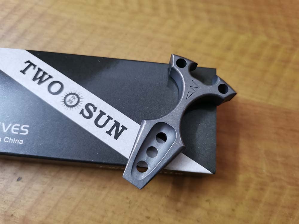TwoSun TS-EDC05 Titanium EDC Pocket Tool - Multi-Function Pry Bar for Camping, Survival, Outdoor Adventures & Everyday Carry (EDC)