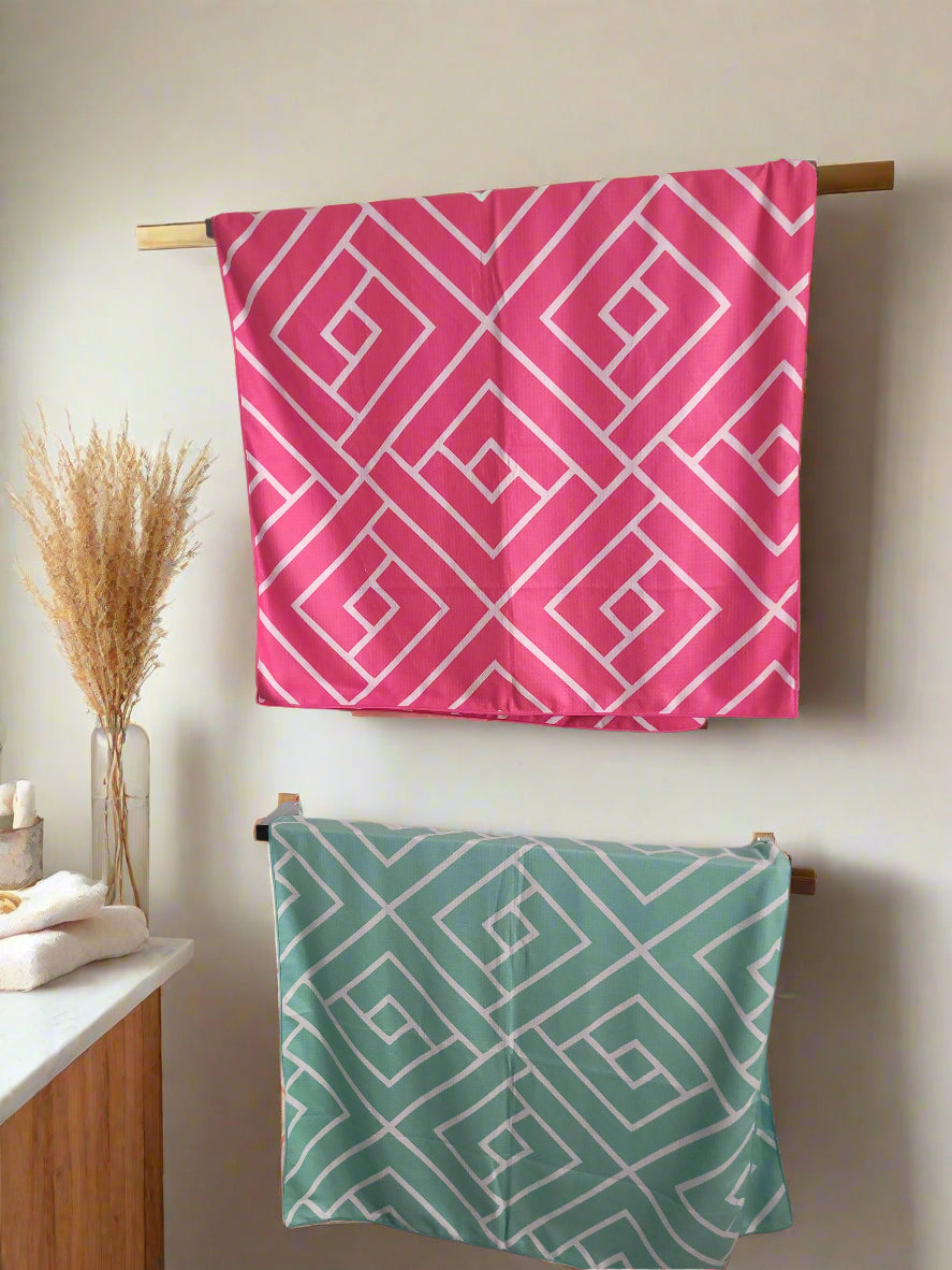 Luxury Dark Pink Bath Towel Set - Super Soft & Absorbent 100% Cotton - Perfect for Spa, Bathroom & Beach Use