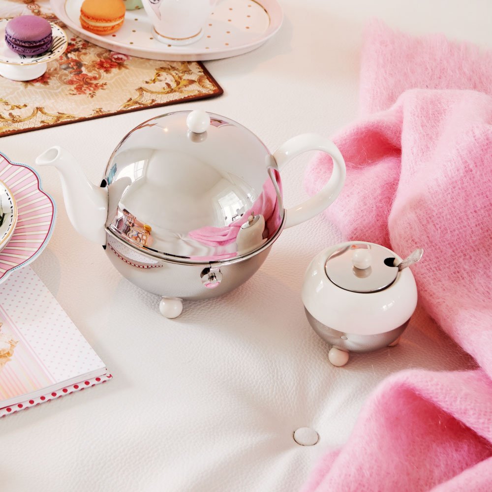 Premium Ceramic & Stainless Steel Teapot - 42oz (5.5 Cup) Capacity, Spring White - Elegant Tea Brewing Pot for Afternoon Tea, Tea Parties & Home Decor