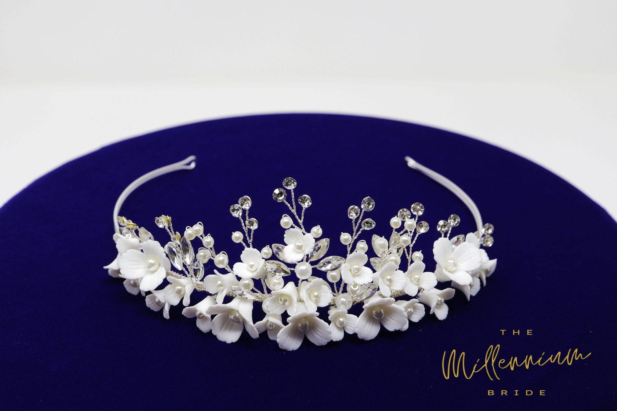 Swarovski Crystal Pearl Ceramic White Flower Tiara – Elegant Bridal Headpiece for Weddings, Prom & Special Events | Wedding Crown, Bride Tiara, Crystal Hair Accessory