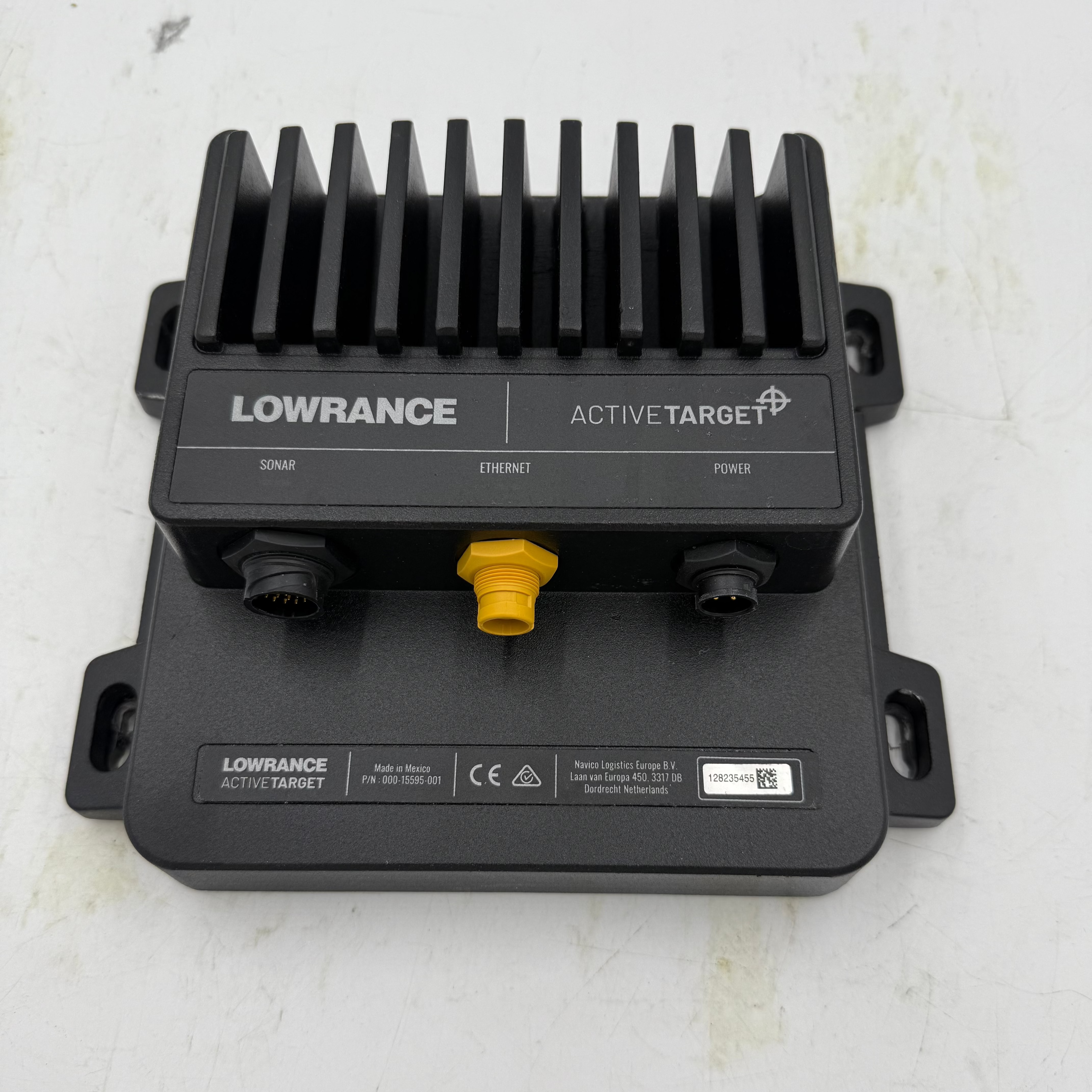 Lowrance Active Target Fish Finder - High Precision Sonar for Freshwater & Saltwater Fishing | Perfect for Kayak, Boat, and Ice Fishing Adventures