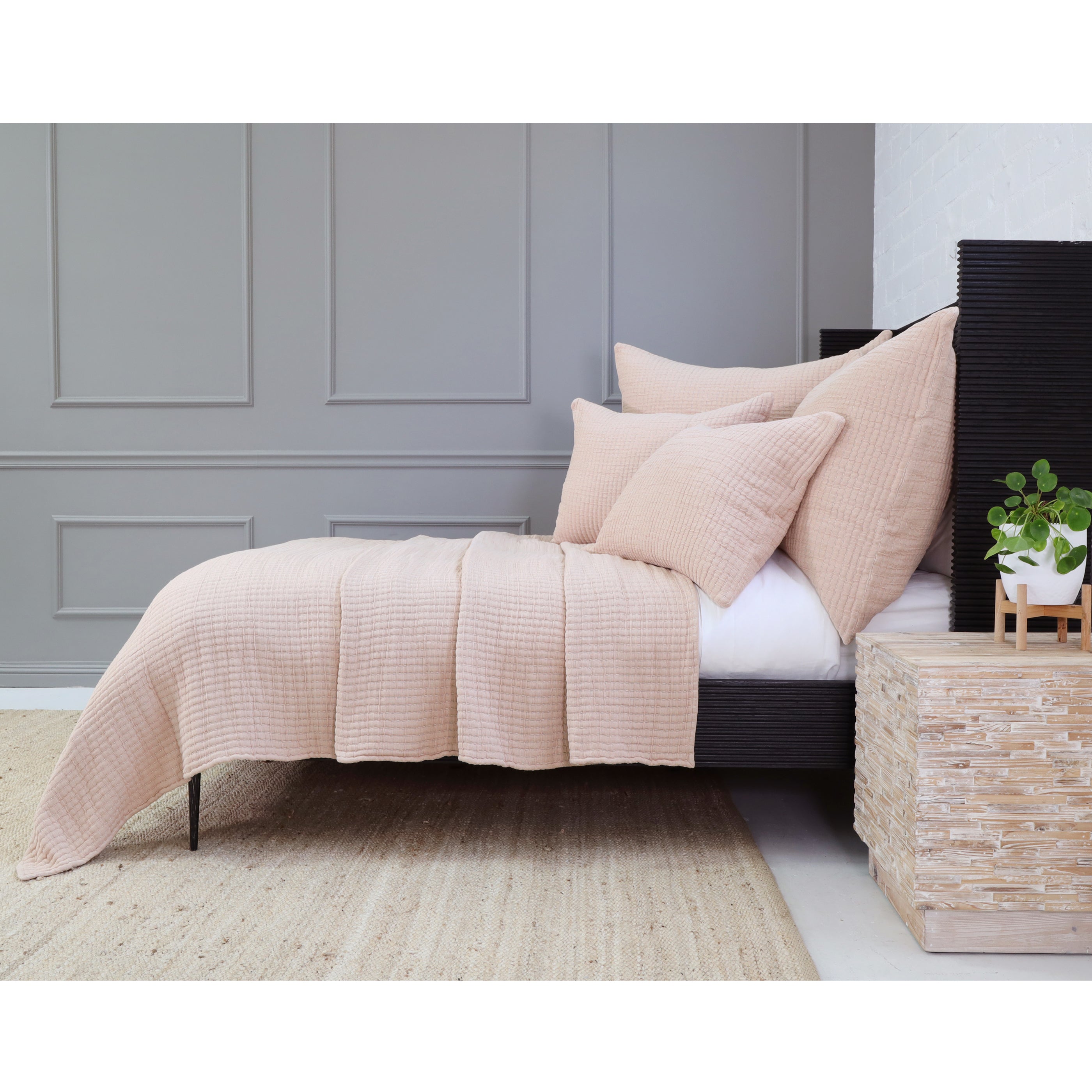 Premium Vancouver Coverlet - Soft & Breathable Bedspread for All Seasons | Perfect for Home, Hotel, and Airbnb Decor