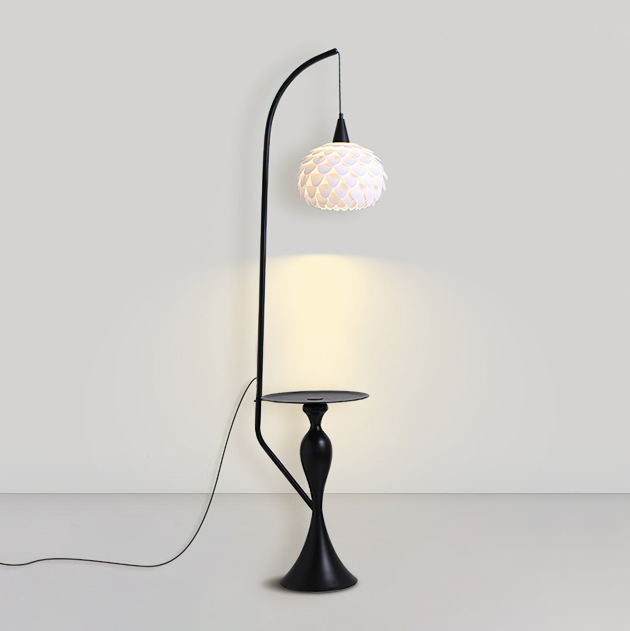 Modern Curvature Floor Lamp - Adjustable Standing Light for Living Room, Bedroom & Office - Elegant Home Decor Lighting with Flexible Design