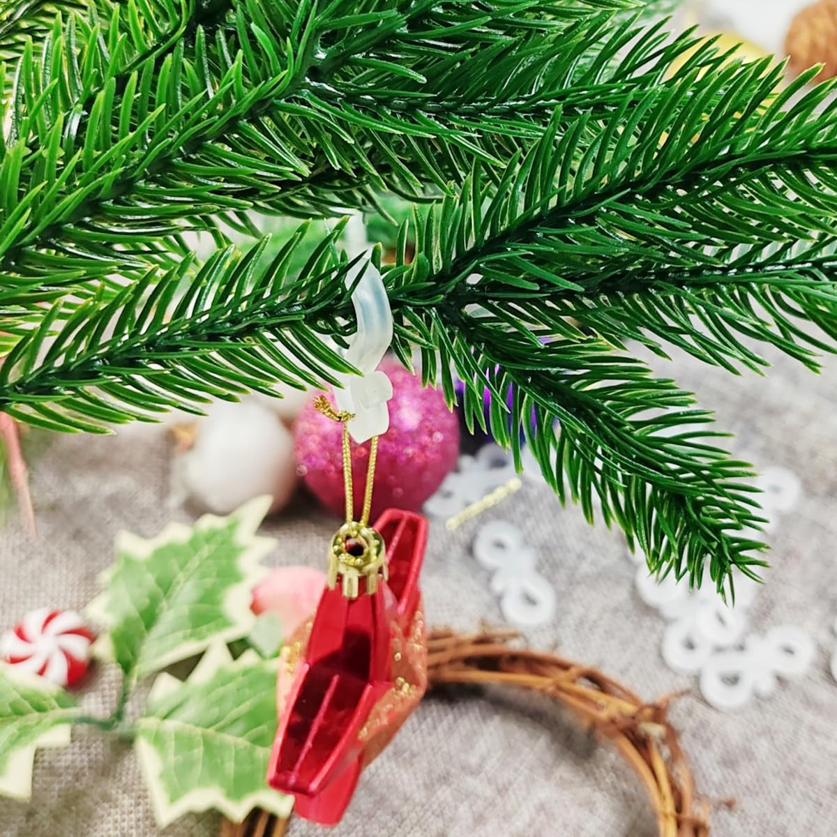 GXXMEI 105PCS Christmas Light Clips - Heavy Duty Plastic Gutter Hangers & S Hooks for Outdoor String Lights, Rope Lights, Xmas Tree Decorations - Weatherproof & Durable for Holiday, Patio, Roof & Yard Decor