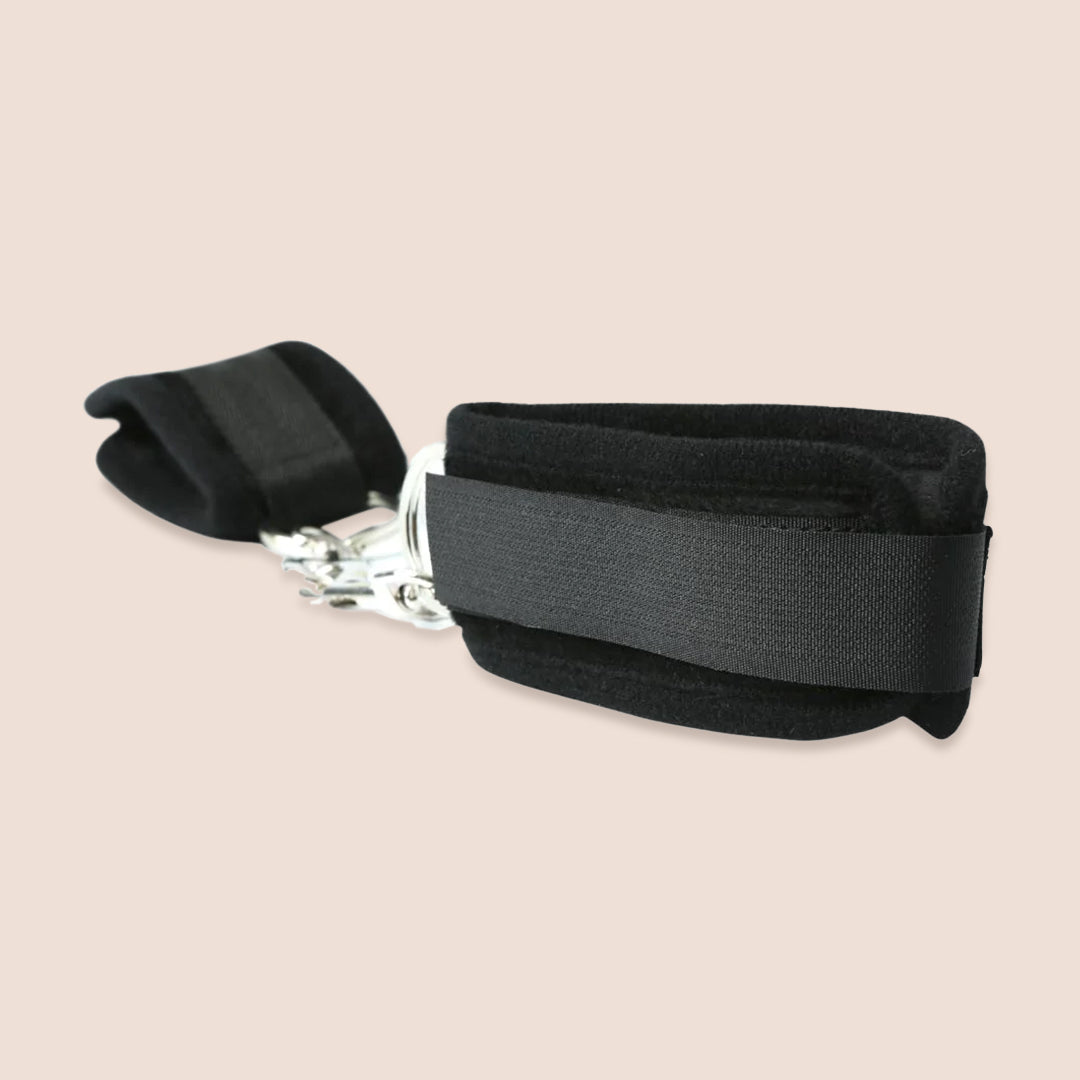 Sex & Mischief Black Beginner's Handcuffs with Adjustable Hook & Loop Closure - Perfect for Role Play, Bondage, and BDSM Beginners