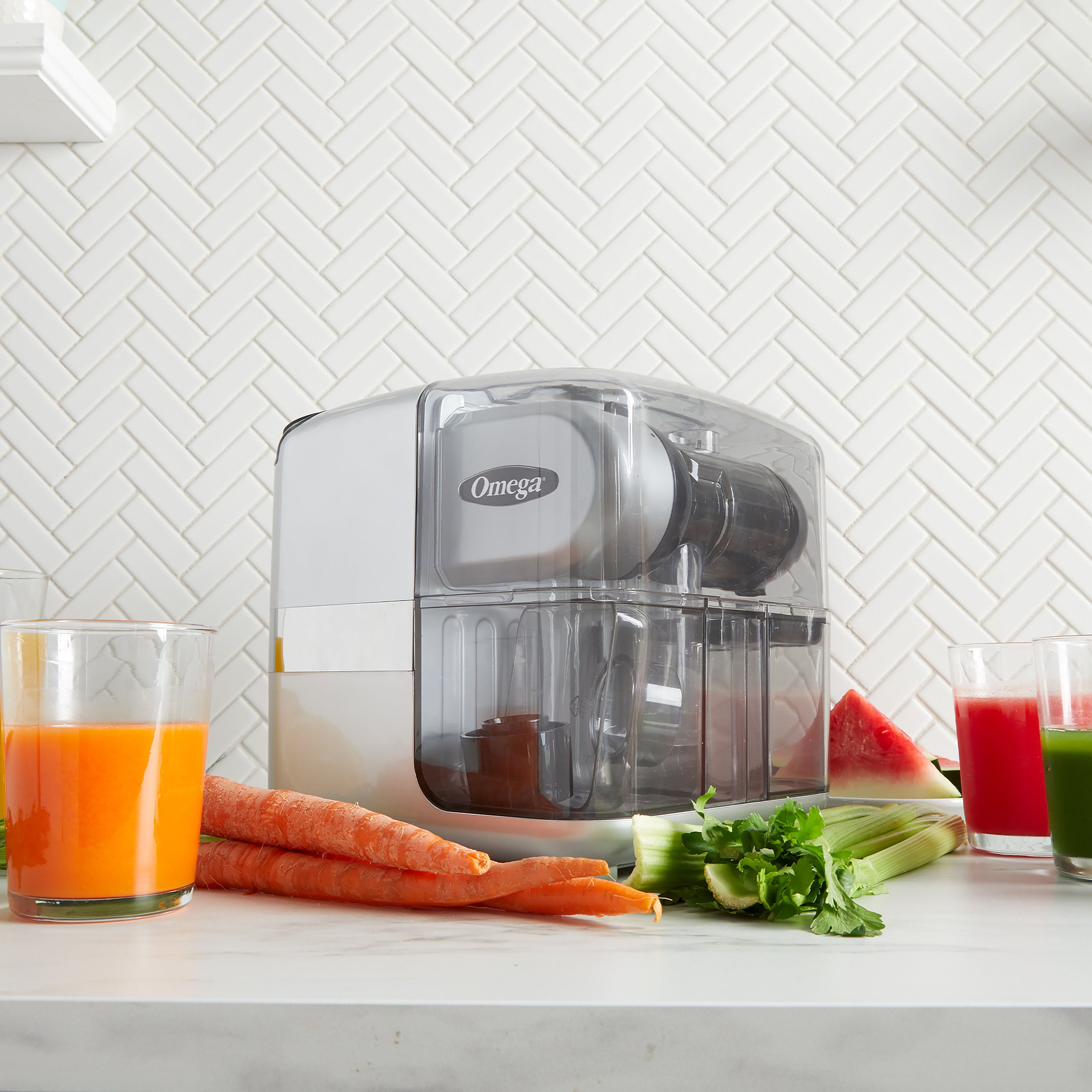 Premium Omega Cold Press 365 Masticating Slow Juicer with On Board Storage (JCUBE) - Healthy Juice Extractor for Fruits & Vegetables - Perfect for Home, Gym & Office Use