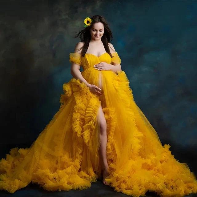 Elegant Ruffled Tulle Maternity Dress for Photoshoots | Puffy Mesh Sweetheart Neckline, Short Sleeves, Custom Made Prom Gown | Perfect for Maternity Photos, Baby Showers & Special Occasions