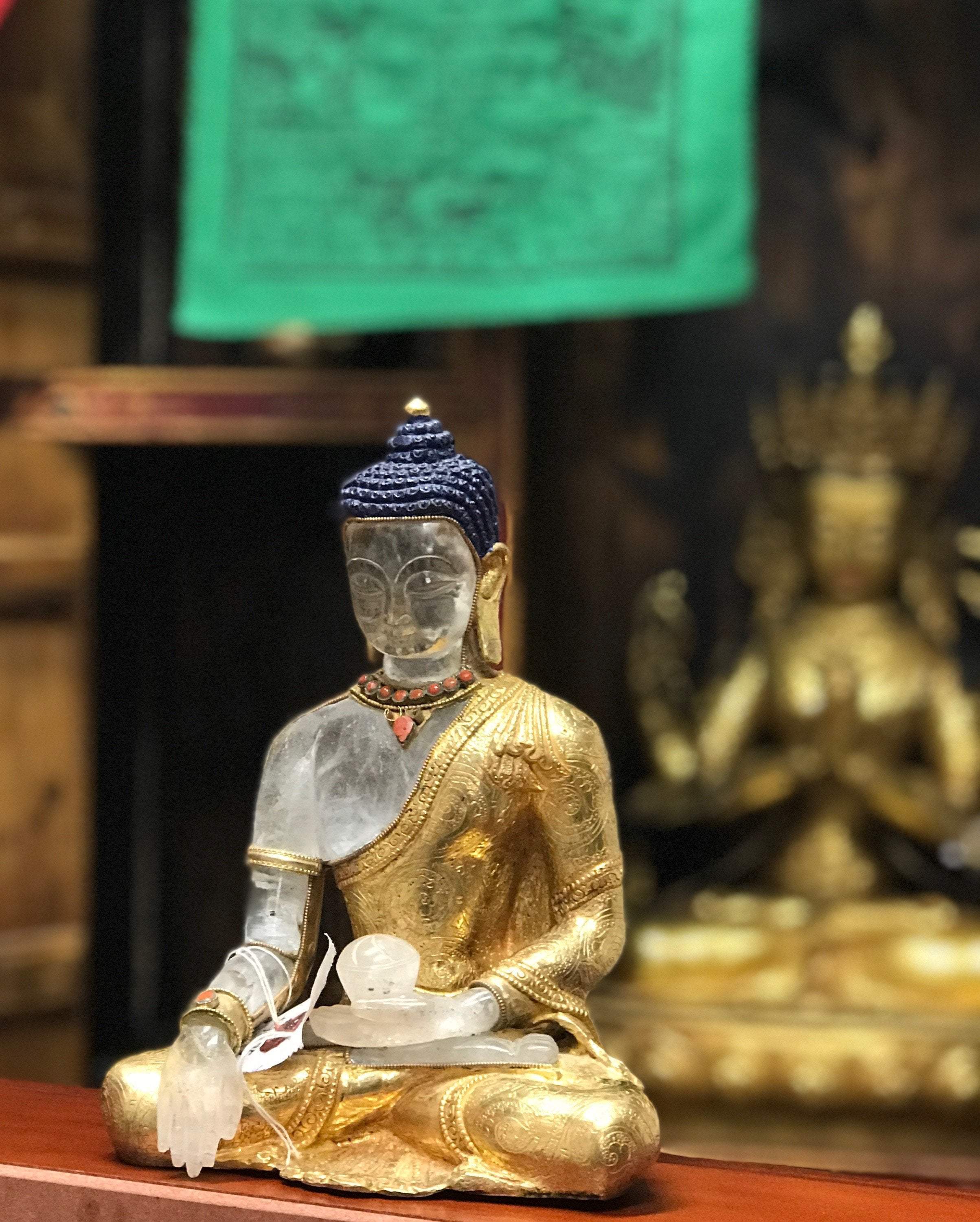 Exquisite Crystal & Gold Shakyamuni Buddha Statue - Handcrafted Spiritual Decor for Meditation, Yoga Room & Home Altar - Perfect Gift for Buddhist Practitioners & Peace Seekers