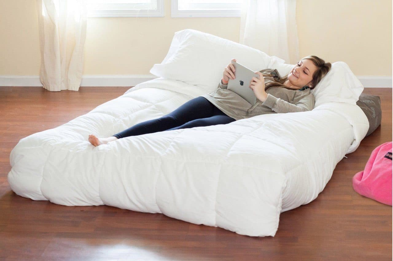 Full Size Bed Frame - Sturdy & Modern Platform Bed for Bedroom - Perfect for Small Spaces & Guest Rooms