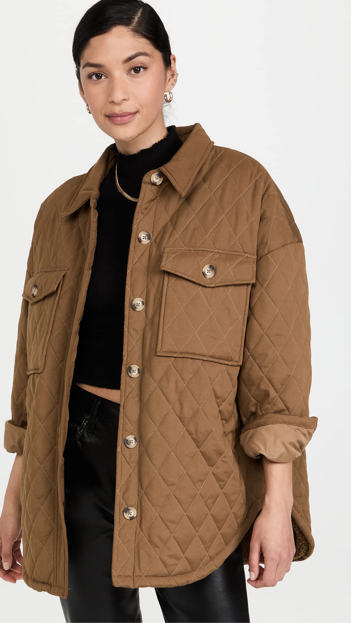 Good American Essentials Women's Quilted Sherpa Shacket Jacket - Cozy Winter Outerwear for Casual Outings & Outdoor Adventures