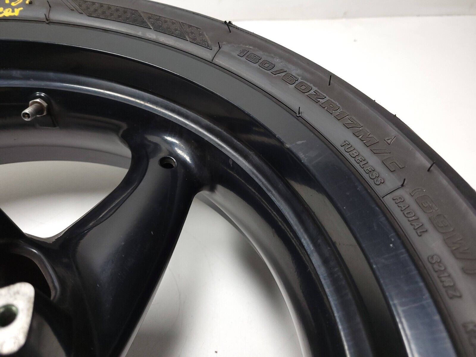 Original Ducati Monster M600 M620 Front & Rear Wheel Set R17 Pair - OEM Replacement Parts for Motorcycle Repair & Custom Builds - Perfect for Racing, Street Riding & Bike Restoration Projects