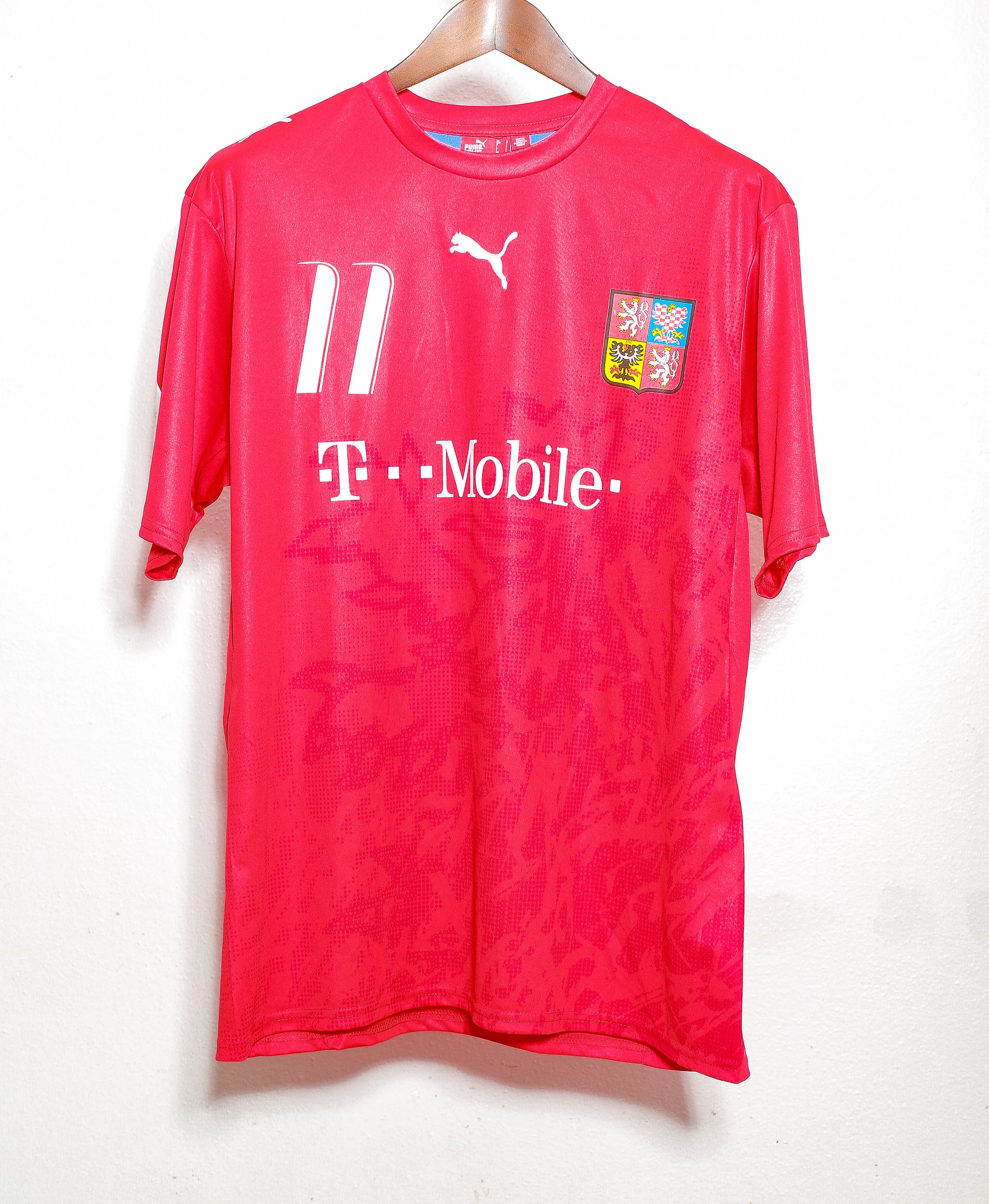 Authentic 2000 Czech Republic Home Soccer Jersey - Nedved #11 (Size L) - Perfect for Fans, Collectors & Match Days