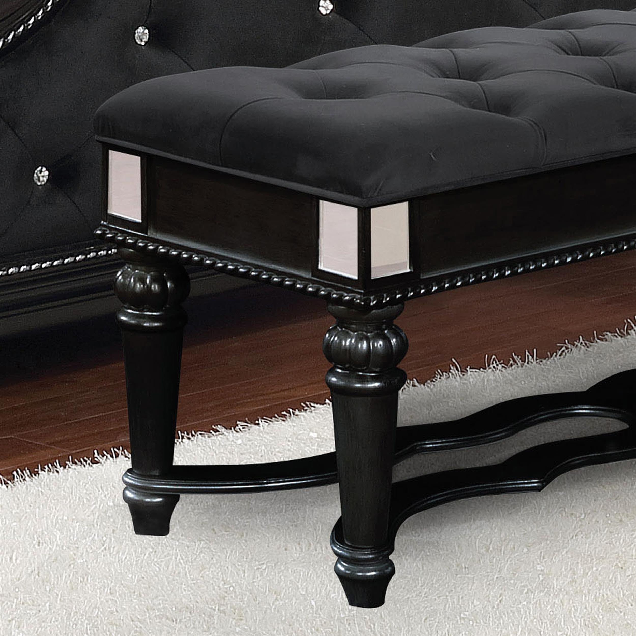 Furniture of America Viktoria Traditional Wood Tufted Bedroom Bench in Black - Elegant Seating for Bedroom, Living Room & Entryway - Perfect for Home Decor & Extra Seating