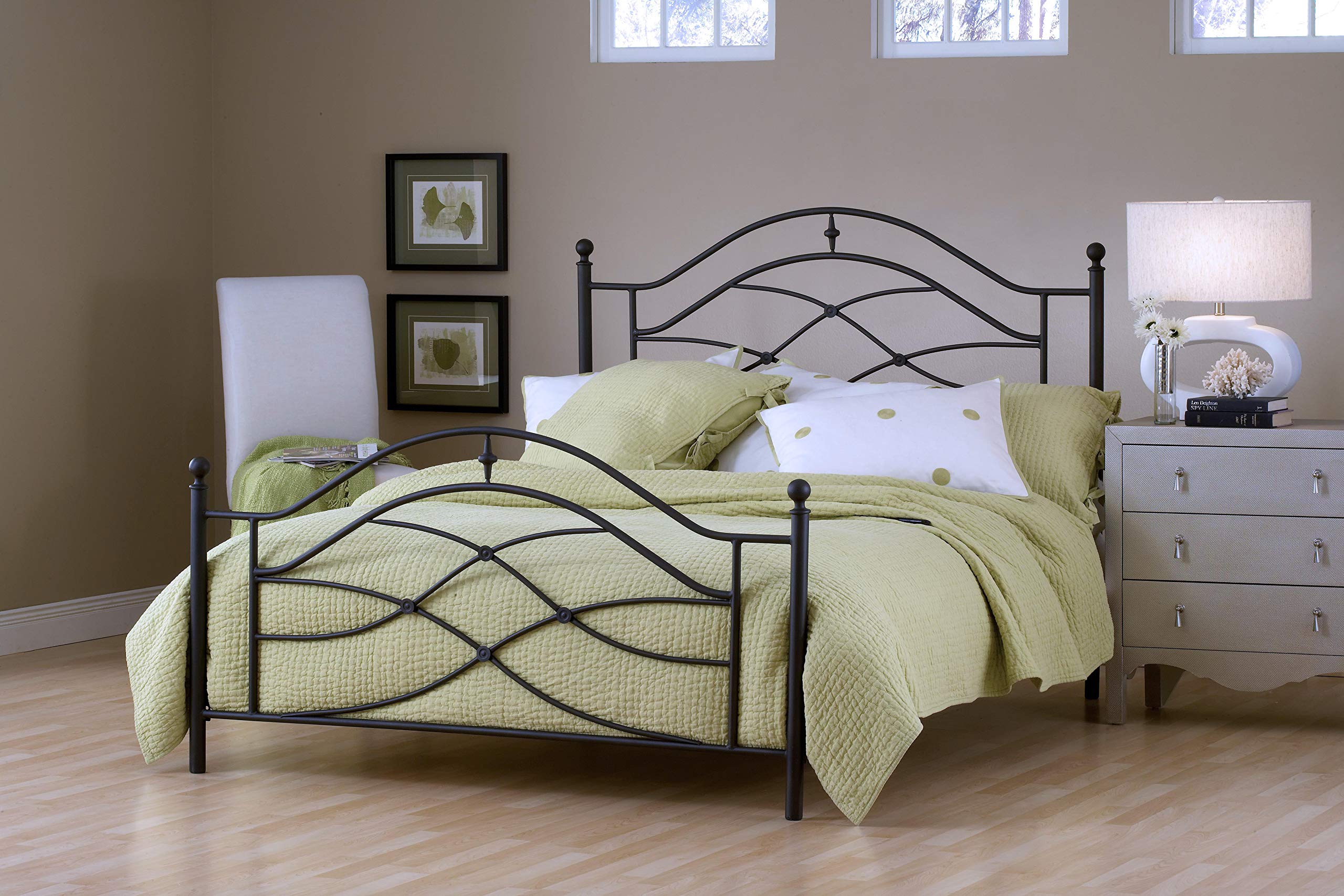 Hillsdale Cole Frame Queen Bed - Black Twinkle Finish, Modern Platform Bed Frame with Sturdy Metal Slats, Perfect for Bedroom, Guest Room, or Dormitory