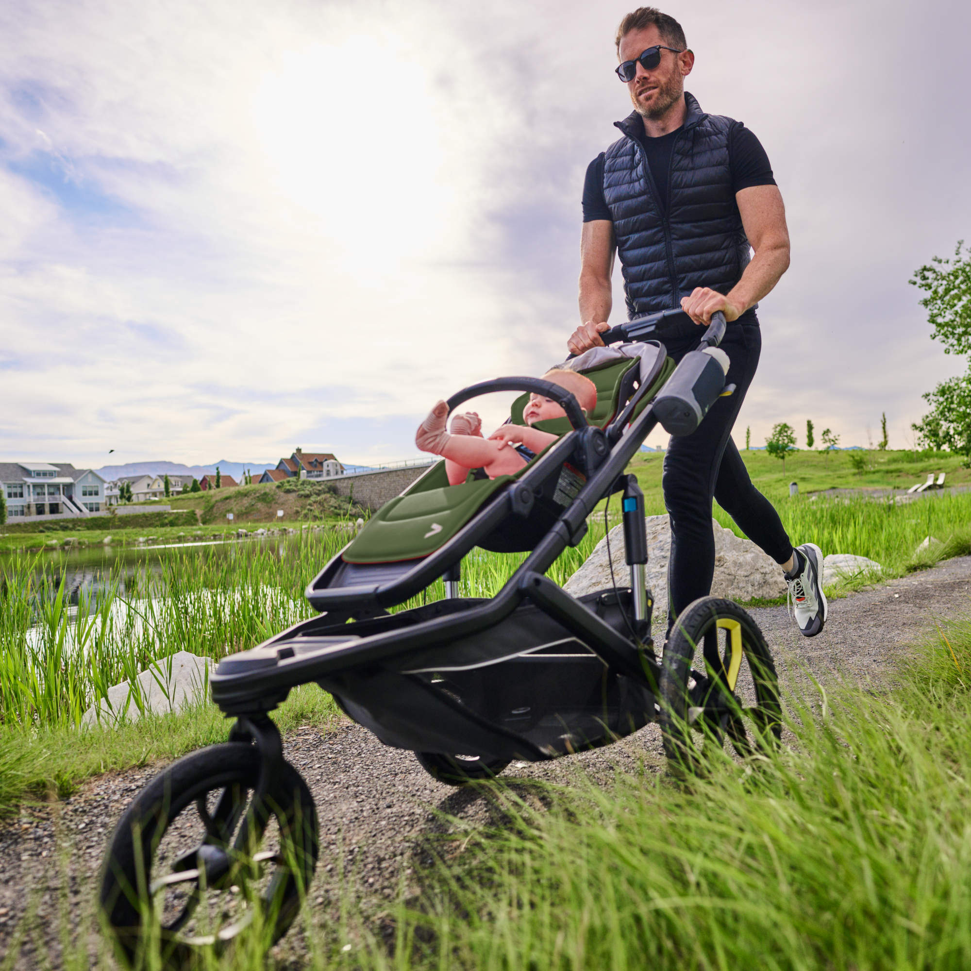 Veer Switchback Seat Luxe - Premium Baby Carrier for Hiking & Outdoor Adventures - Comfortable & Adjustable Infant Carrier for Parents - Perfect for Travel, Walks & Daily Use