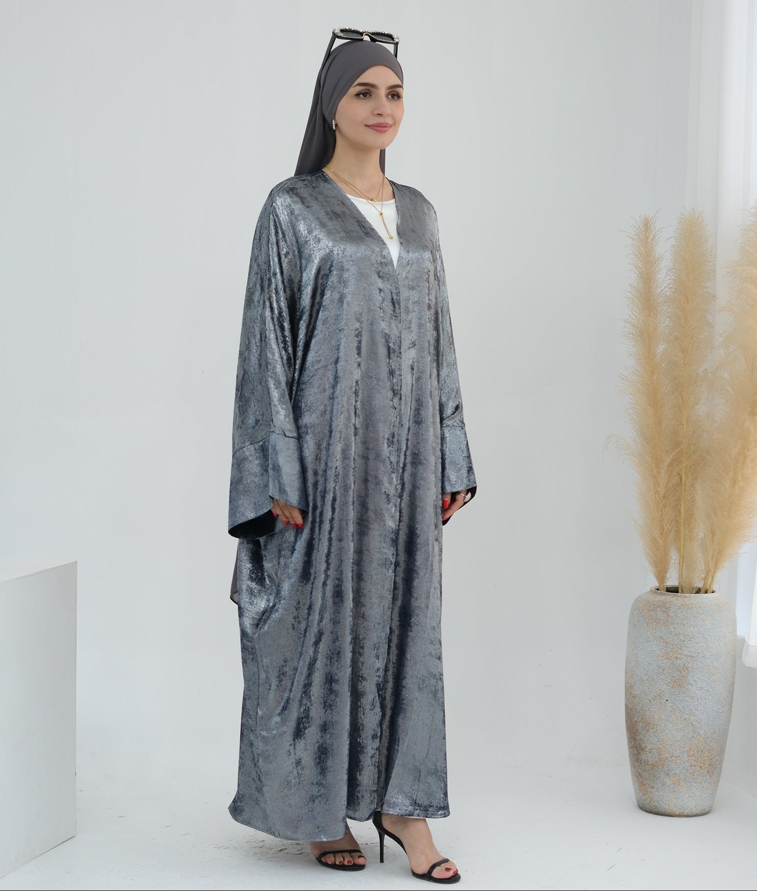 Draya Shimmer Kimono Open Abaya Silver - Elegant Muslim Women's Prayer Dress for Special Occasions & Evening Events