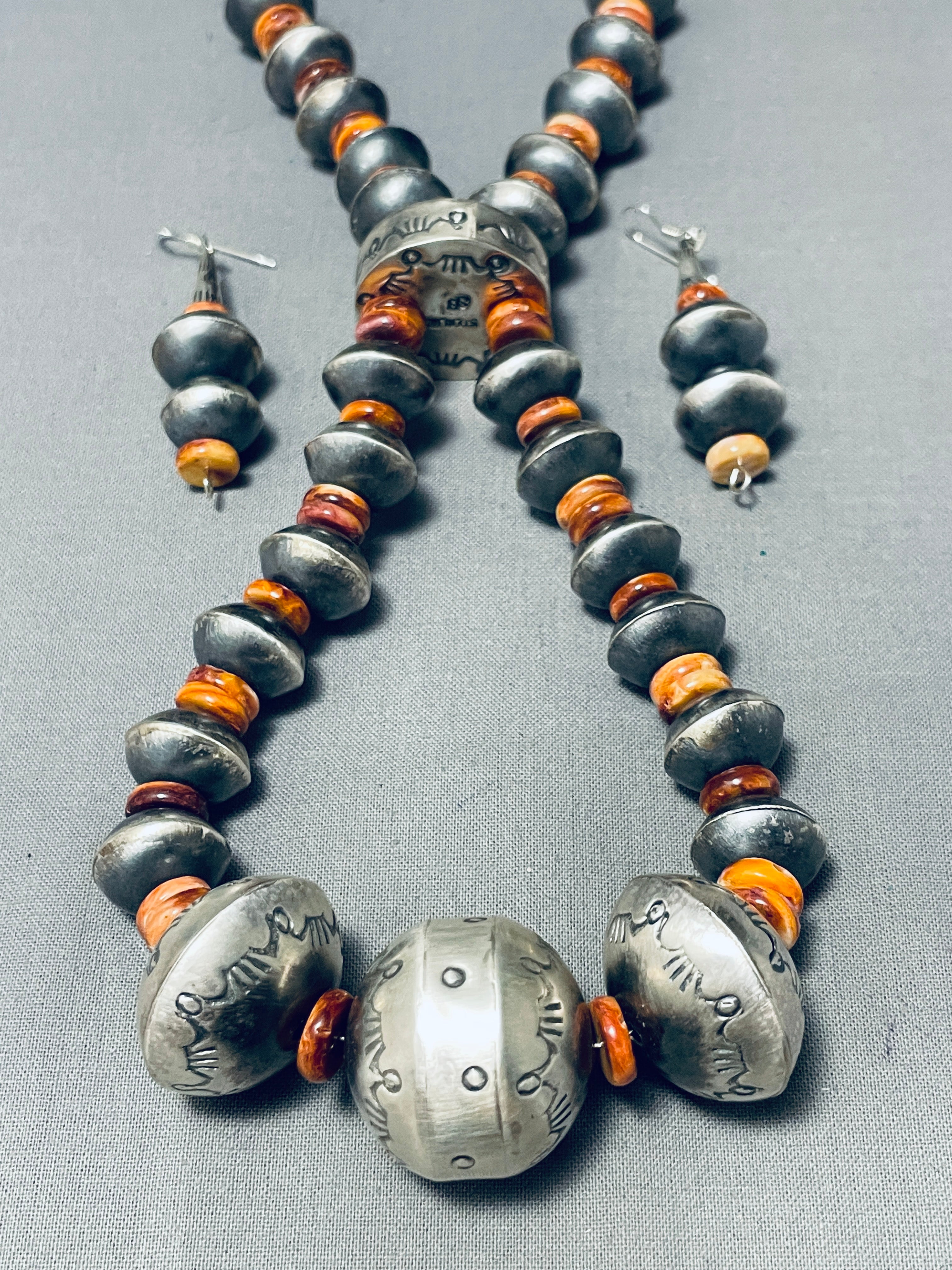 Handmade Navajo Sterling Silver Shell Necklace - 148g Authentic Native American Jewelry - Perfect for Boho Fashion, Cultural Events & Gift Giving