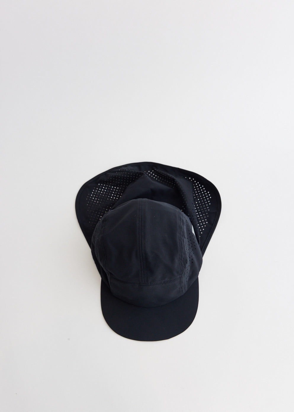 121 Tech Cap - Black Adjustable Baseball Hat for Men & Women - Perfect for Outdoor Sports, Running, and Casual Wear
