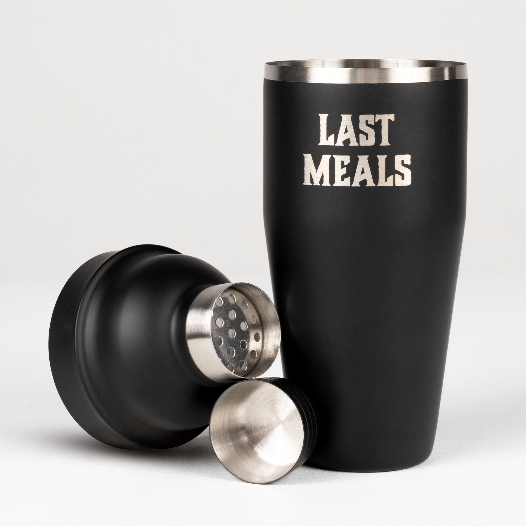 Premium Cocktail Shaker Set - Bar Essentials for Mixing Perfect Martinis & Margaritas - Ideal for Home Bars, Parties & Professional Bartenders