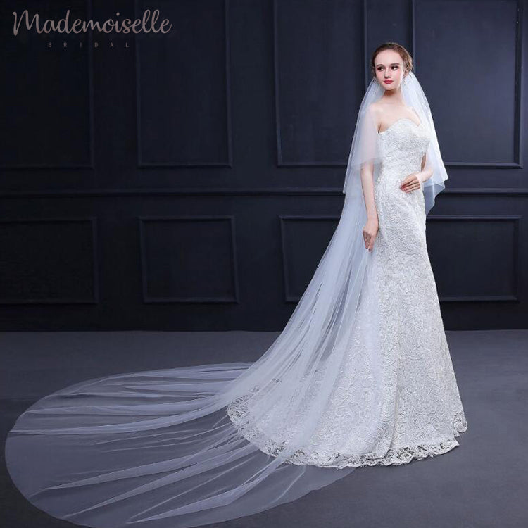 Denisse Veil - Elegant Lace Wedding Veil for Brides | Perfect for Church Ceremonies & Outdoor Weddings