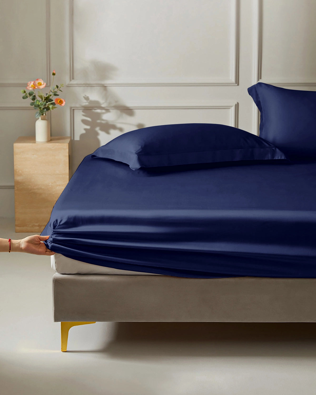 22 Momme Premium Silk Fitted Sheet - Queen Size, 100% Mulberry Silk Bed Sheet with Deep Pockets (16