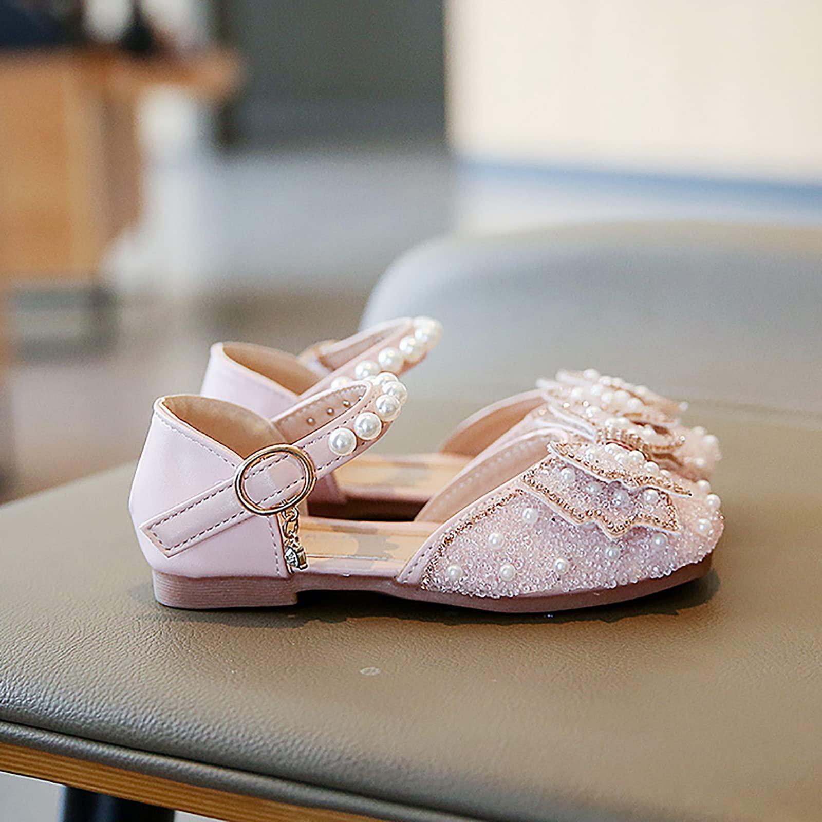 EnJoCho Girls' Crystal Bowknot Dance Sandals - Sparkling Princess Shoes with Pearl Bling for Toddlers (Pink, Size 3.5 Years) | Perfect for Ballet Class, Party Wear & Special Occasions