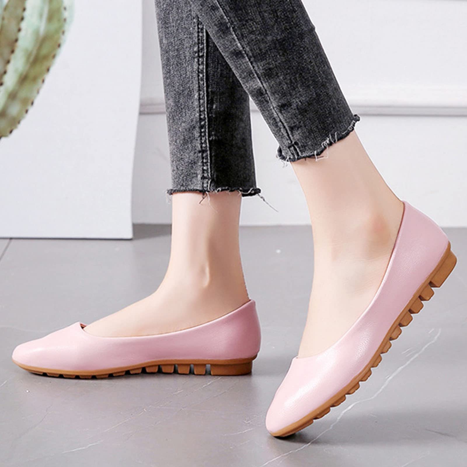 Women's Breathable Slip-On Sneakers - Comfortable Casual Shoes for Outdoor & Leisure Wear | Perfect for Walking, Travel, and Everyday Errands