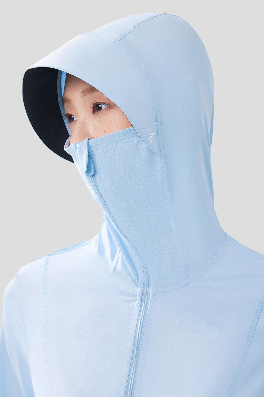 Iceskinny Women's Slim Fit Short Sun Protection Jacket UPF50+ - Lightweight UV Shielding for Outdoor Activities, Hiking & Beach Wear