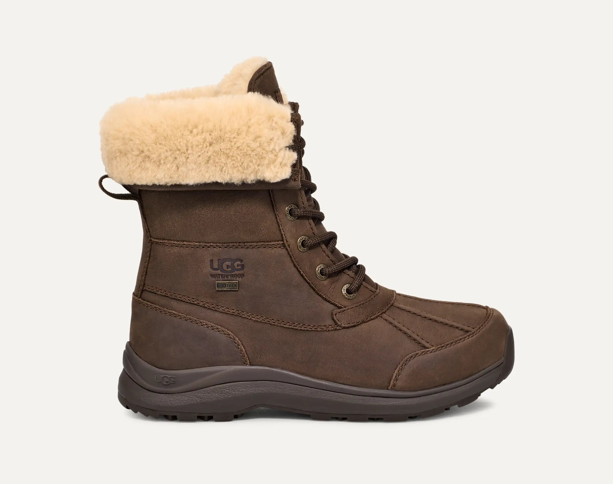 UGG Adirondack III Distressed Boots for Women - Waterproof Winter Snow Boots with Shearling Lining - Perfect for Cold Weather, Hiking & Outdoor Activities