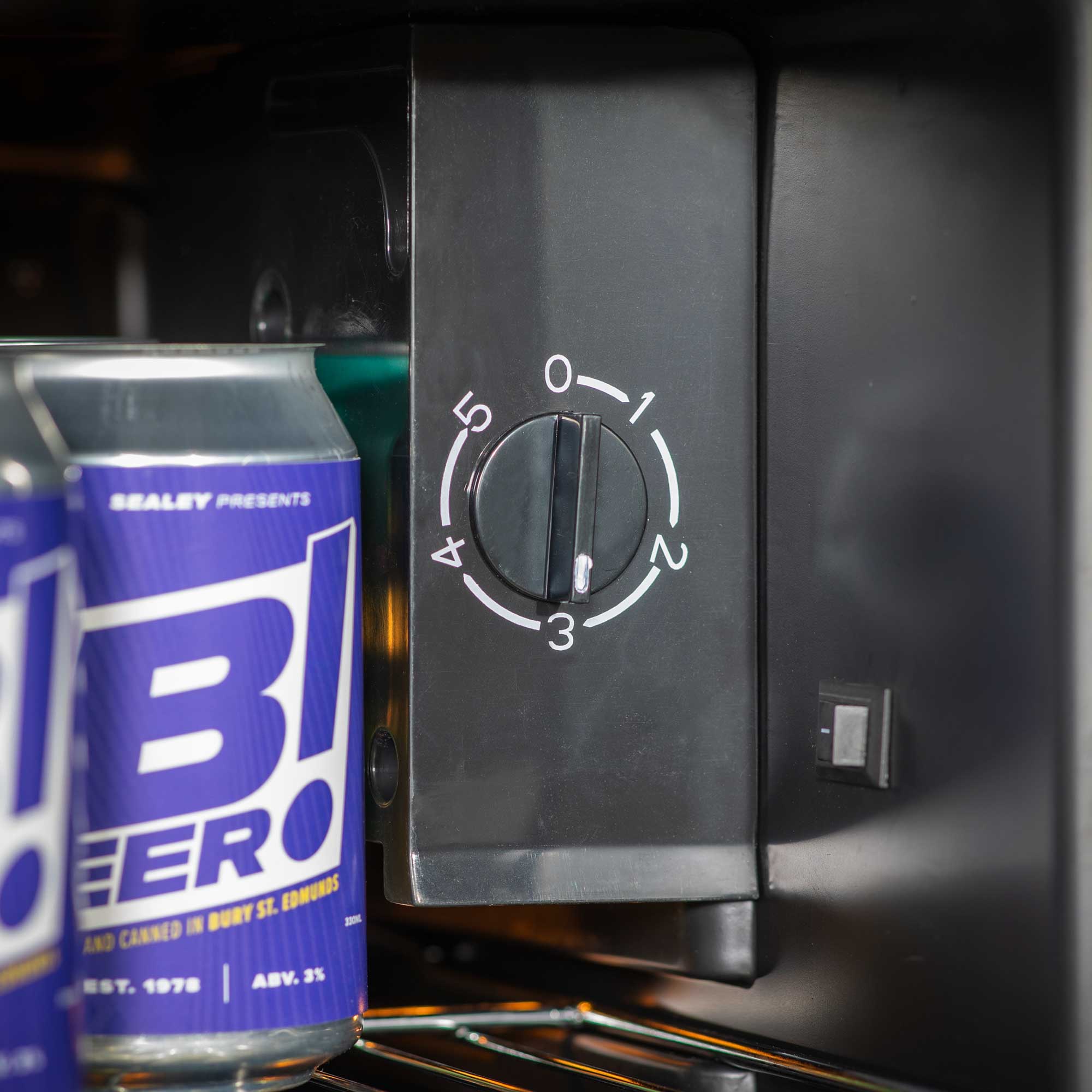 Baridi 85L Under Counter Beverage Refrigerator - Stainless Steel Beer & Wine Cooler with LED Light - Perfect for Home Bar, Kitchen, or Office Use
