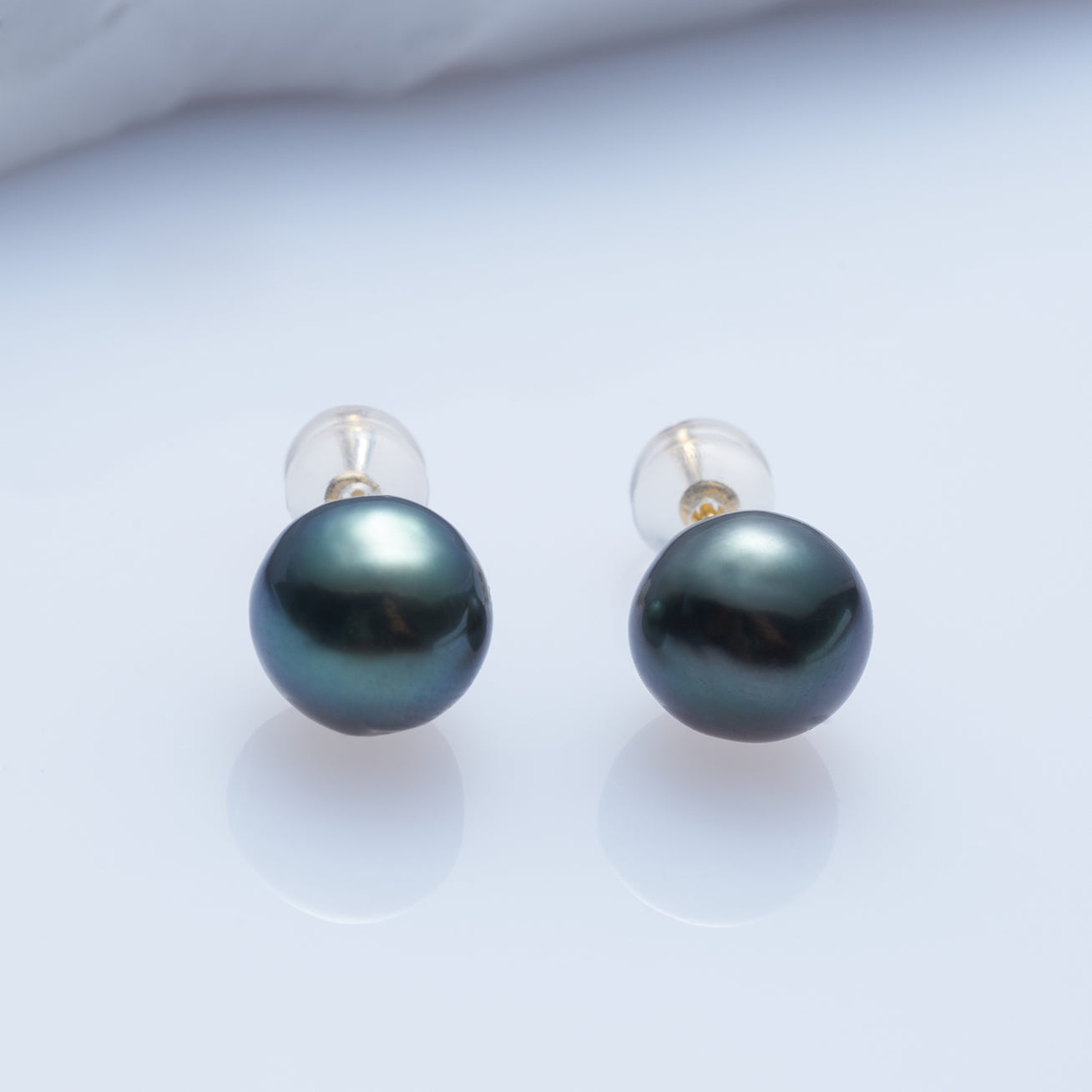 18K Gold Tahitian Baroque Pearl Stud Earrings for Women - Luxury High-Quality Pearl Jewelry Gift for Wedding, Anniversary & Special Occasions