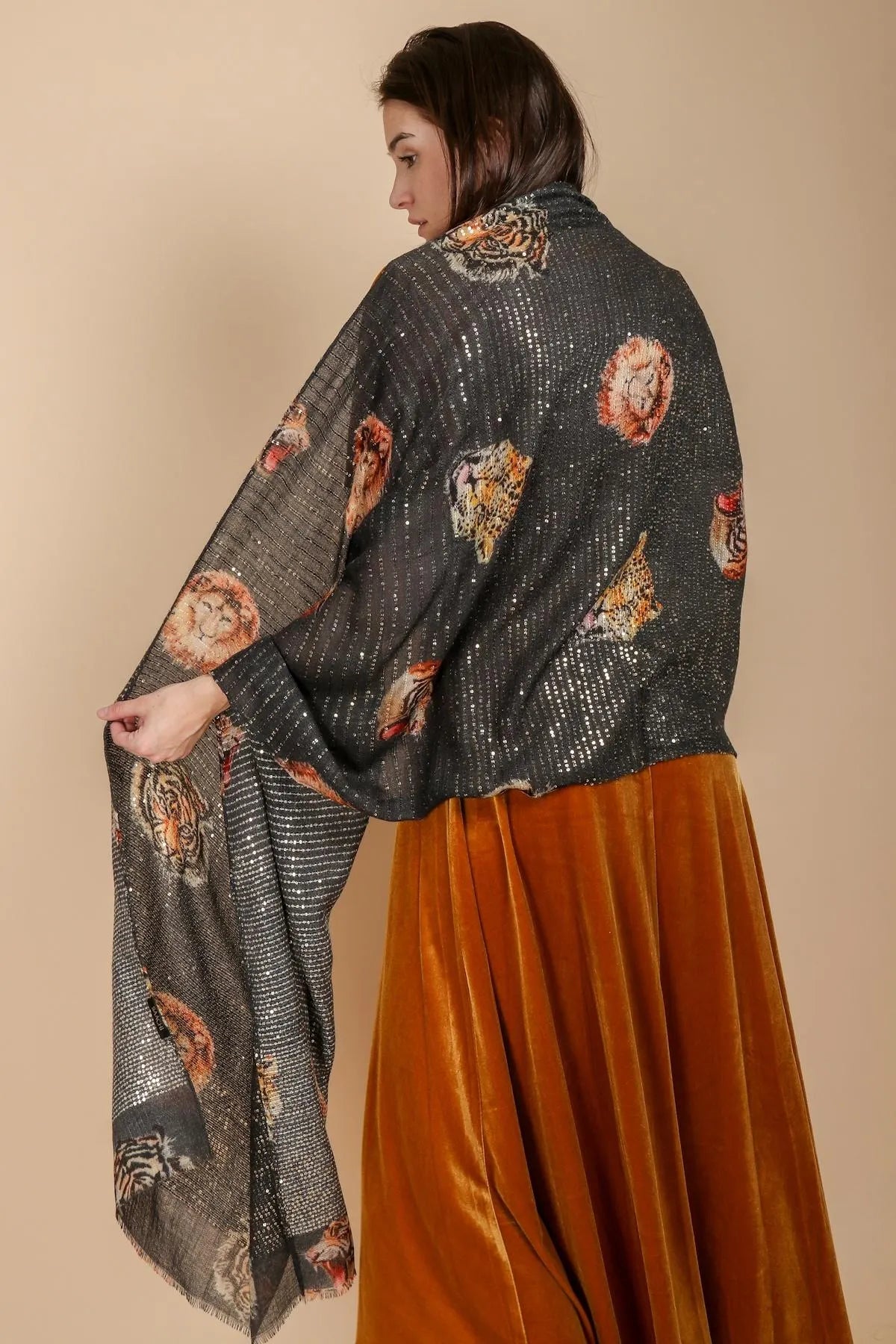 Wool Sequin Animal Print Scarf - Stylish Winter Accessory for Women, Fashionable and Warm for Parties & Outdoor Activities