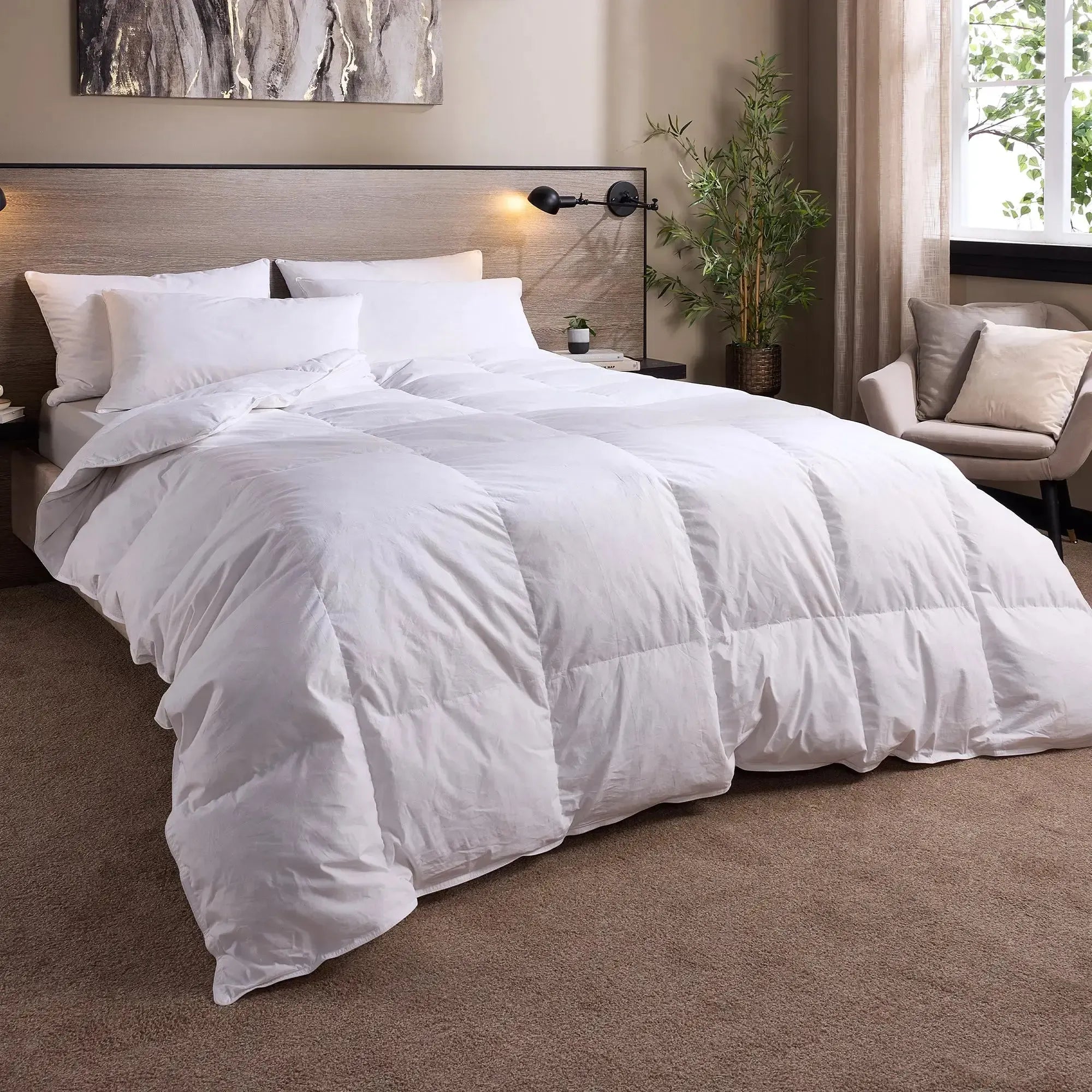 Luxury Hotel Suite Goose Down Duvet - Premium 100% White Goose Feather Comforter for Bedroom, All Seasons - Perfect for Master Bedroom, Guest Room & Airbnb