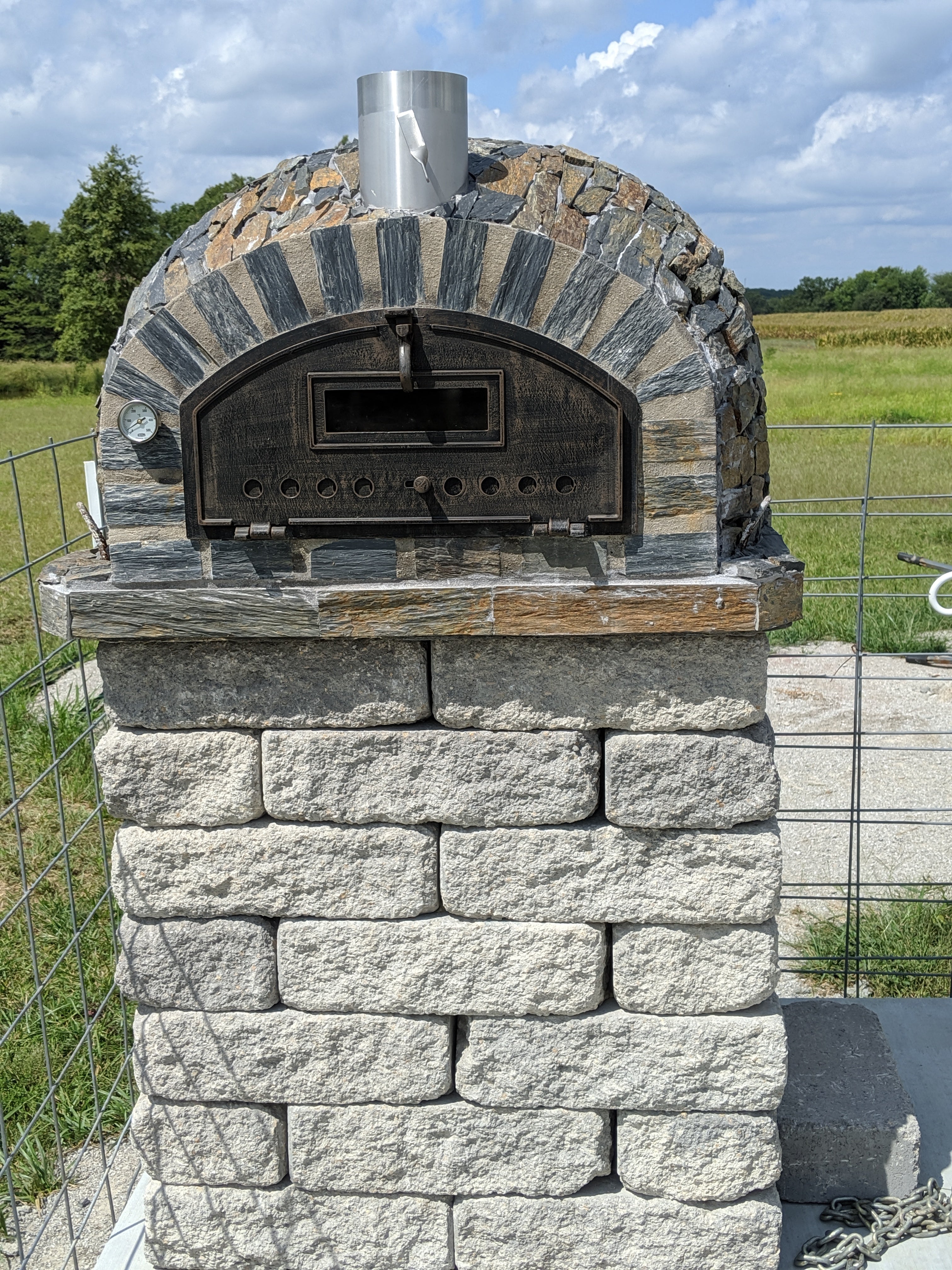Premium Pizzaioli Pizza Stone for Oven – Authentic Italian Pizza Baking Stone for Crispy Crust – Perfect for Home Kitchens, Outdoor Grills & Wood-Fired Ovens