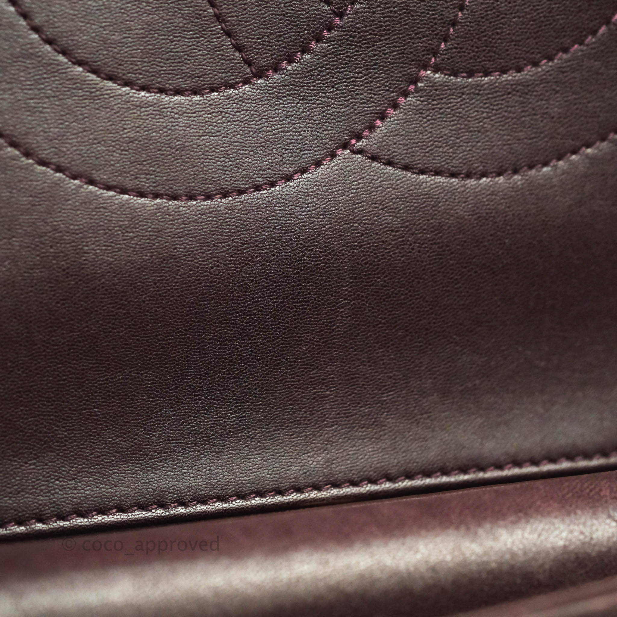 Chanel CC Signature Flap Bag in Diagonal Burgundy Calfskin with Aged Gold Hardware - Luxury Crossbody Purse for Women, Perfect for Date Night & Special Occasions
