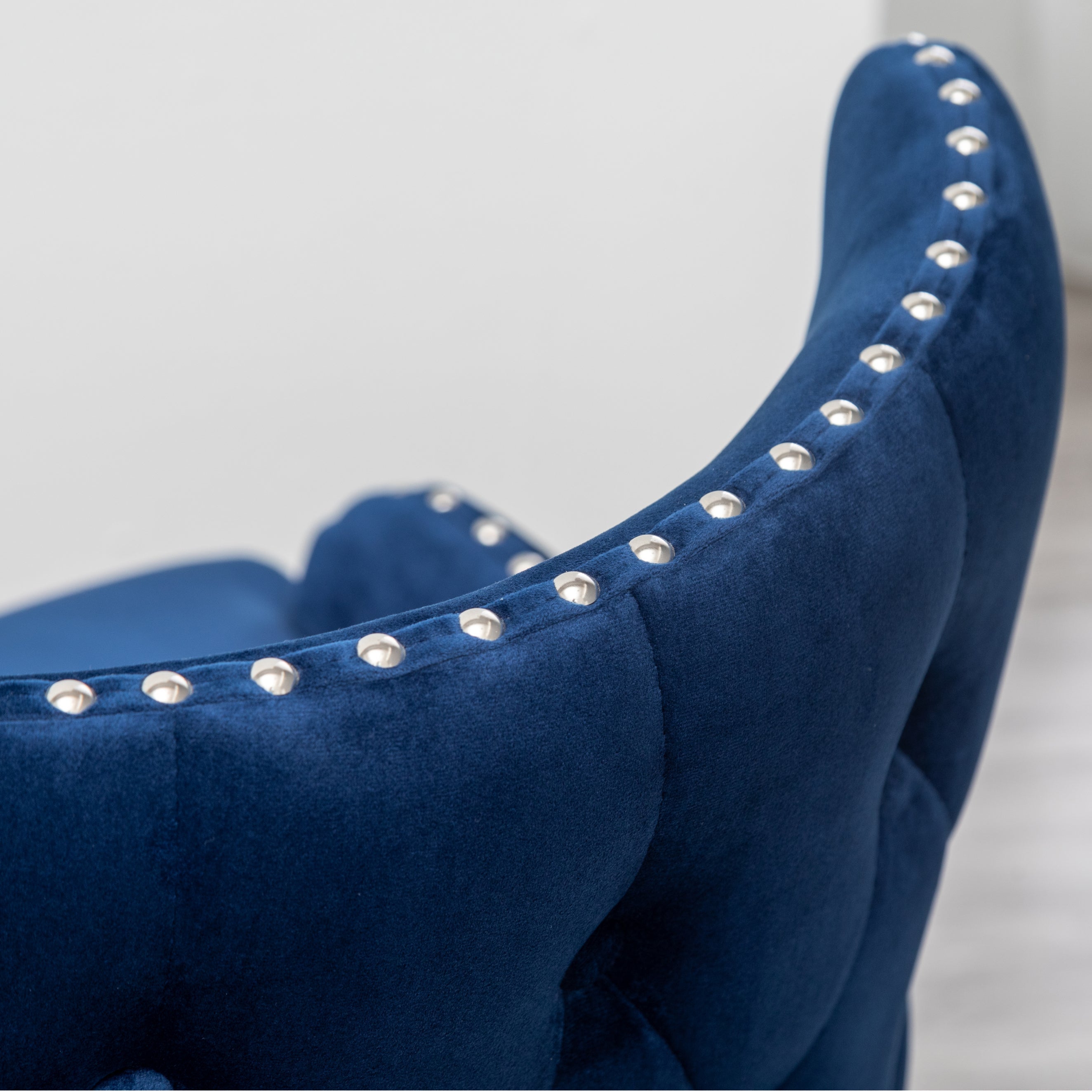 Roundhill Furniture Lindale Contemporary Velvet Upholstered Accent Chair with Nailhead Trim - Navy Blue Velvet Living Room Chair for Bedroom, Office & Lounge Decor