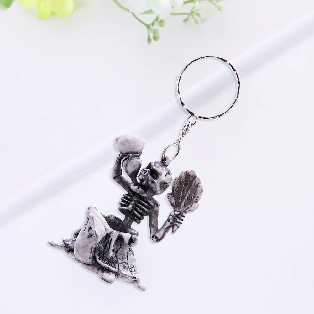 SOIMISS Car Dice Keychain - Rubber Skull Key Ring Holder for Car Keys, Fashion Pendant Keyring - Perfect for Car Enthusiasts & Gift Giving