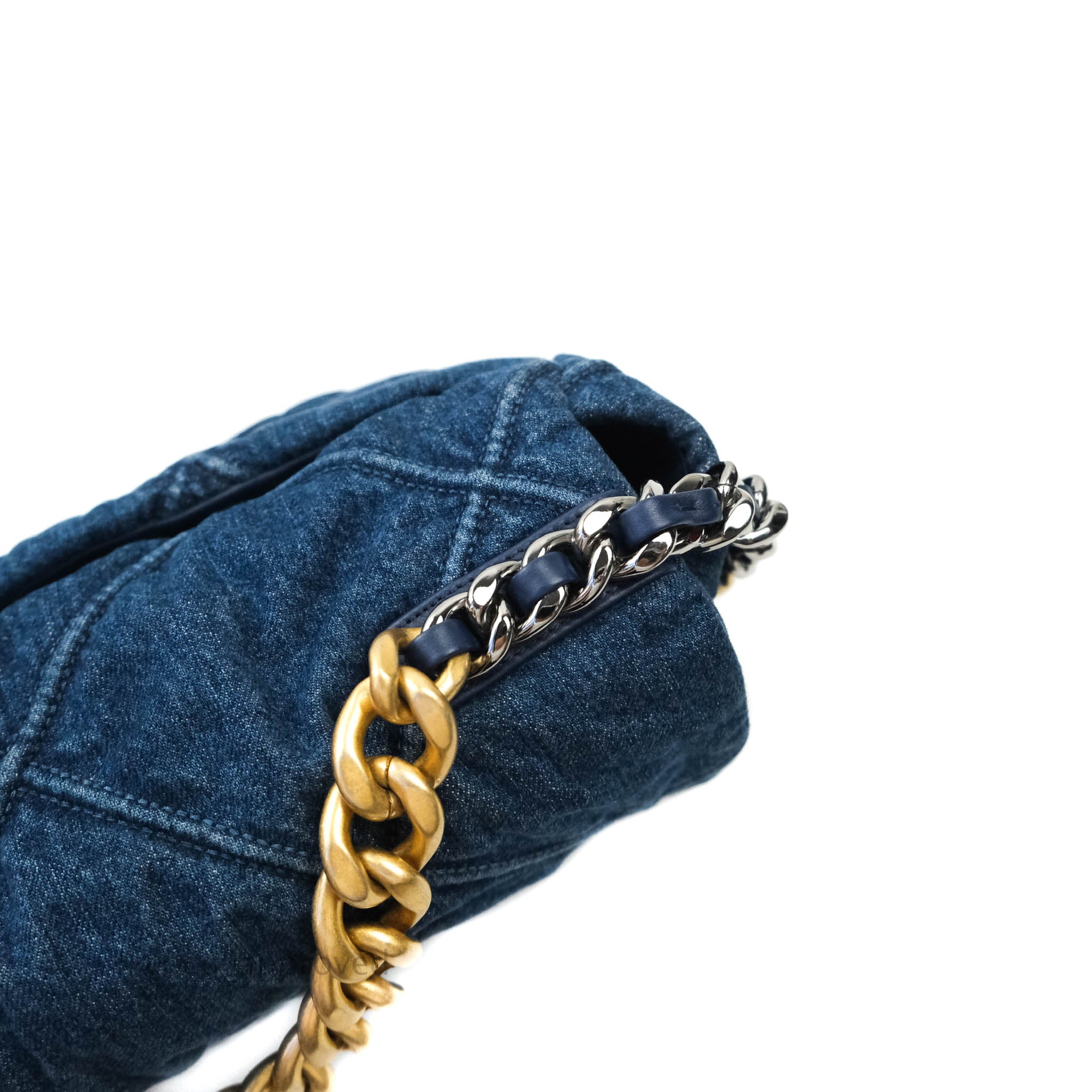 Chanel 19 Medium Flap Bag in Dark Denim with Mixed Hardware - Luxury Designer Handbag for Women, Perfect for Work, Travel & Evening Events